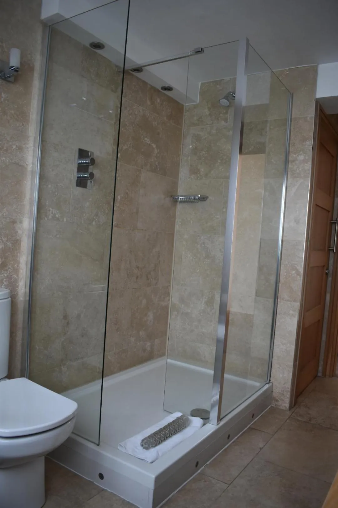 Bathroom in Ennios Boutique Hotel