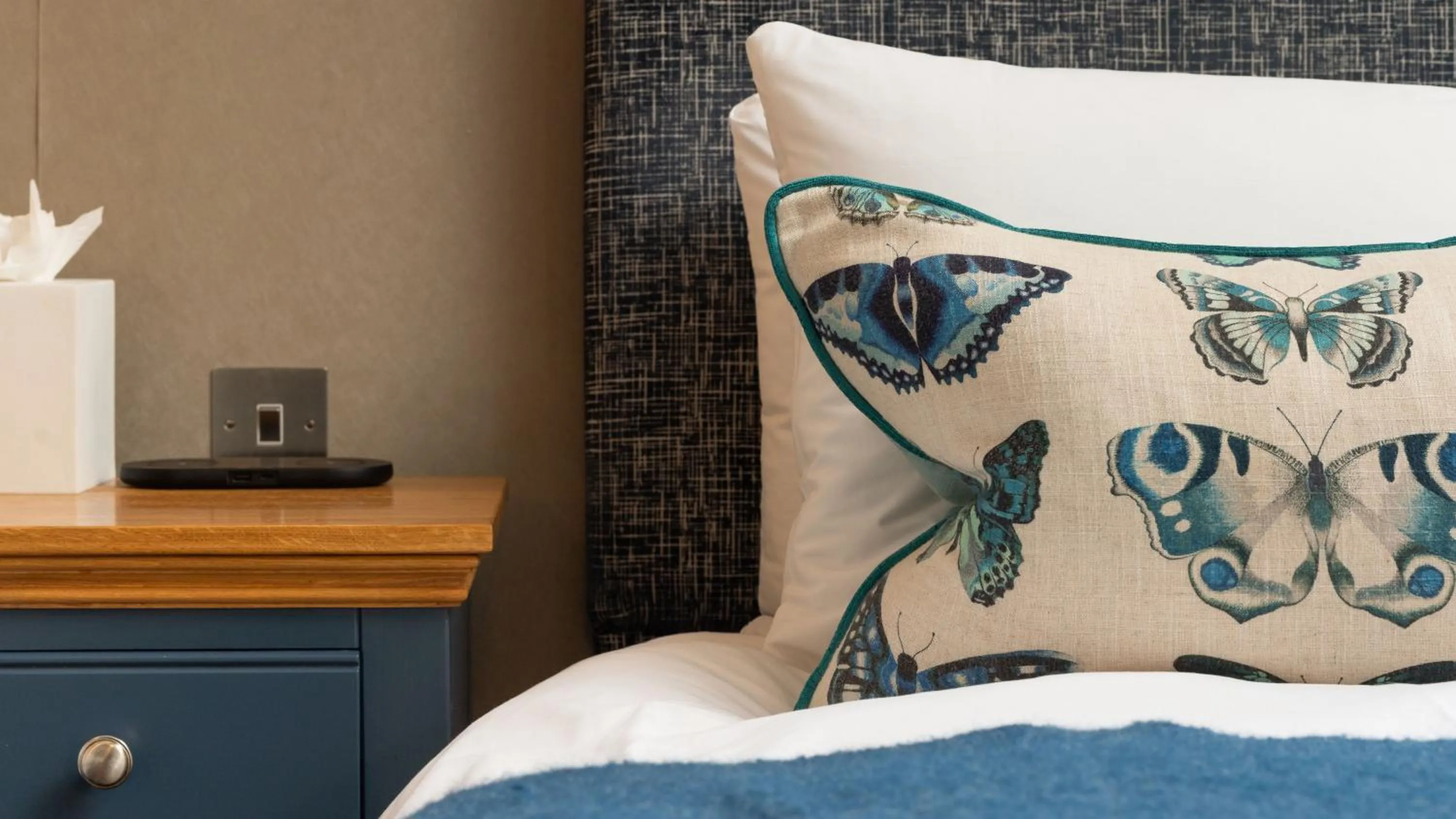 Decorative detail, Bed in Ennios Boutique Hotel