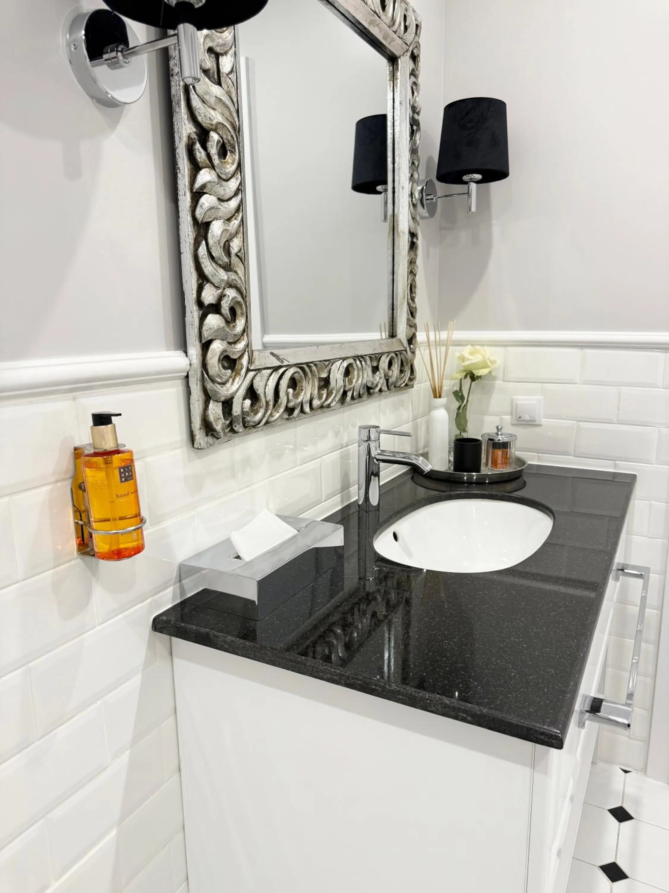 Krystal Boutique Mansion