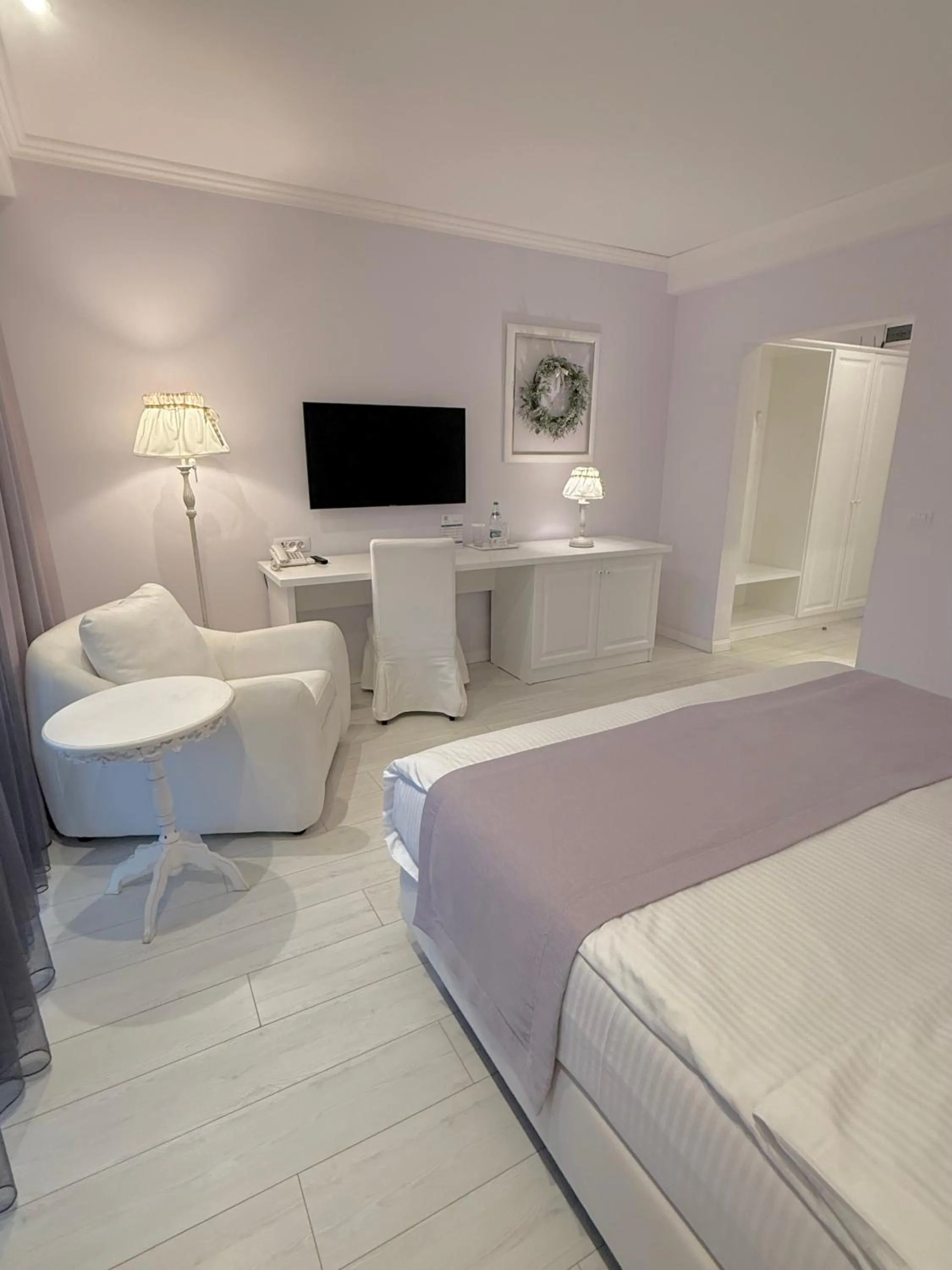 Bed in Krystal Boutique Mansion