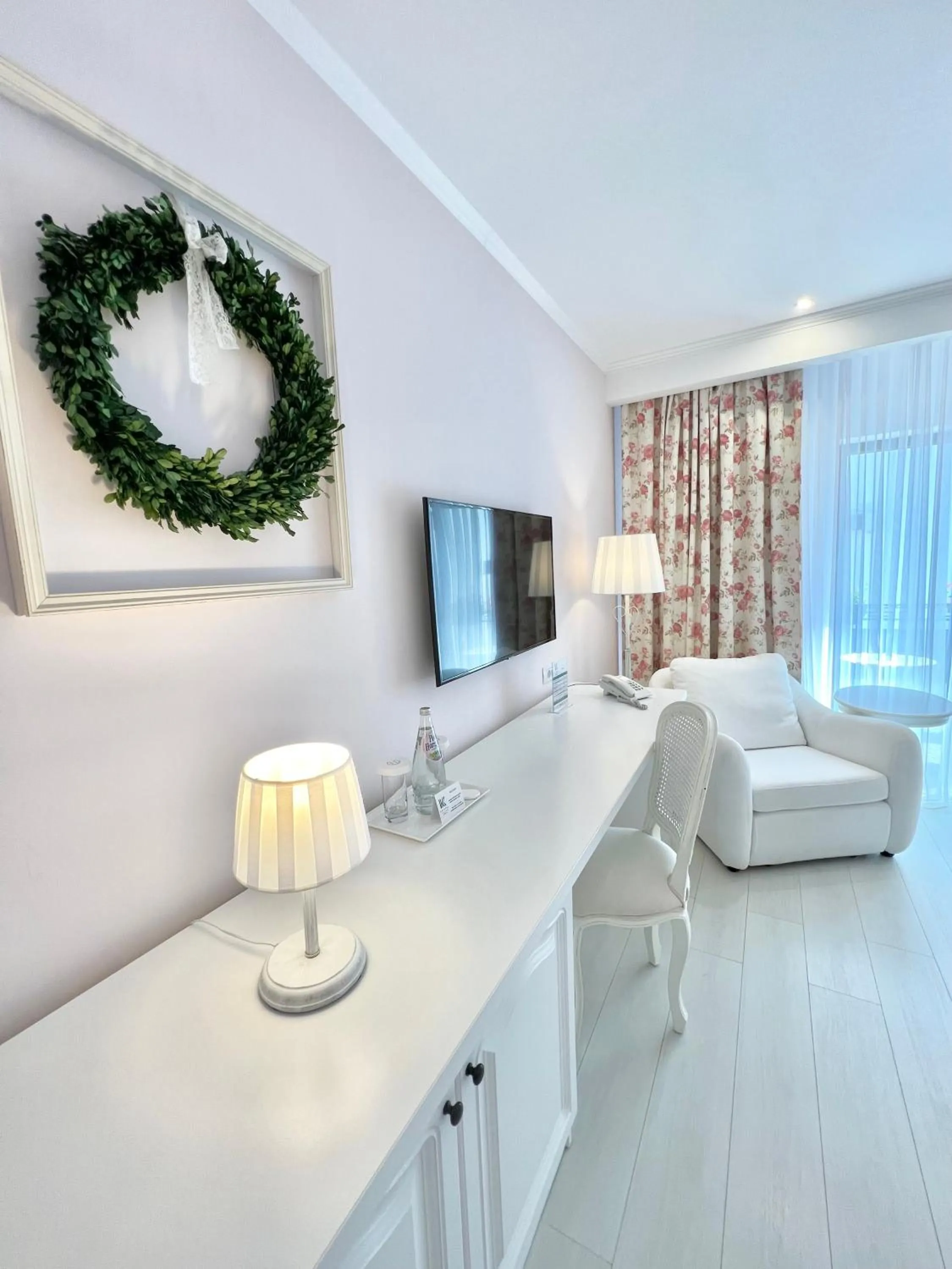 Bed in Krystal Boutique Mansion