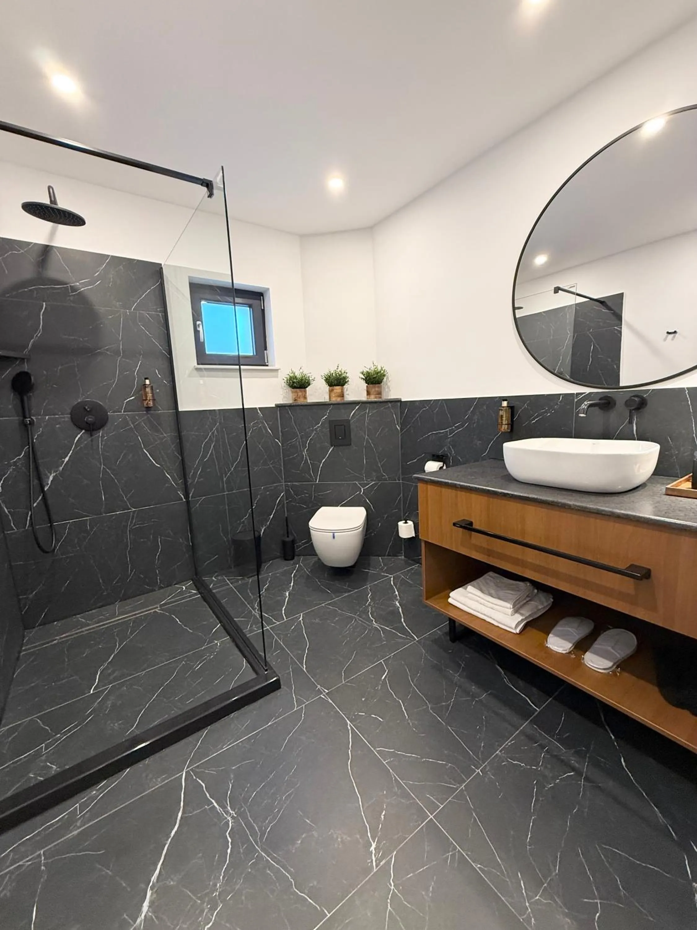 Krystal Boutique Mansion