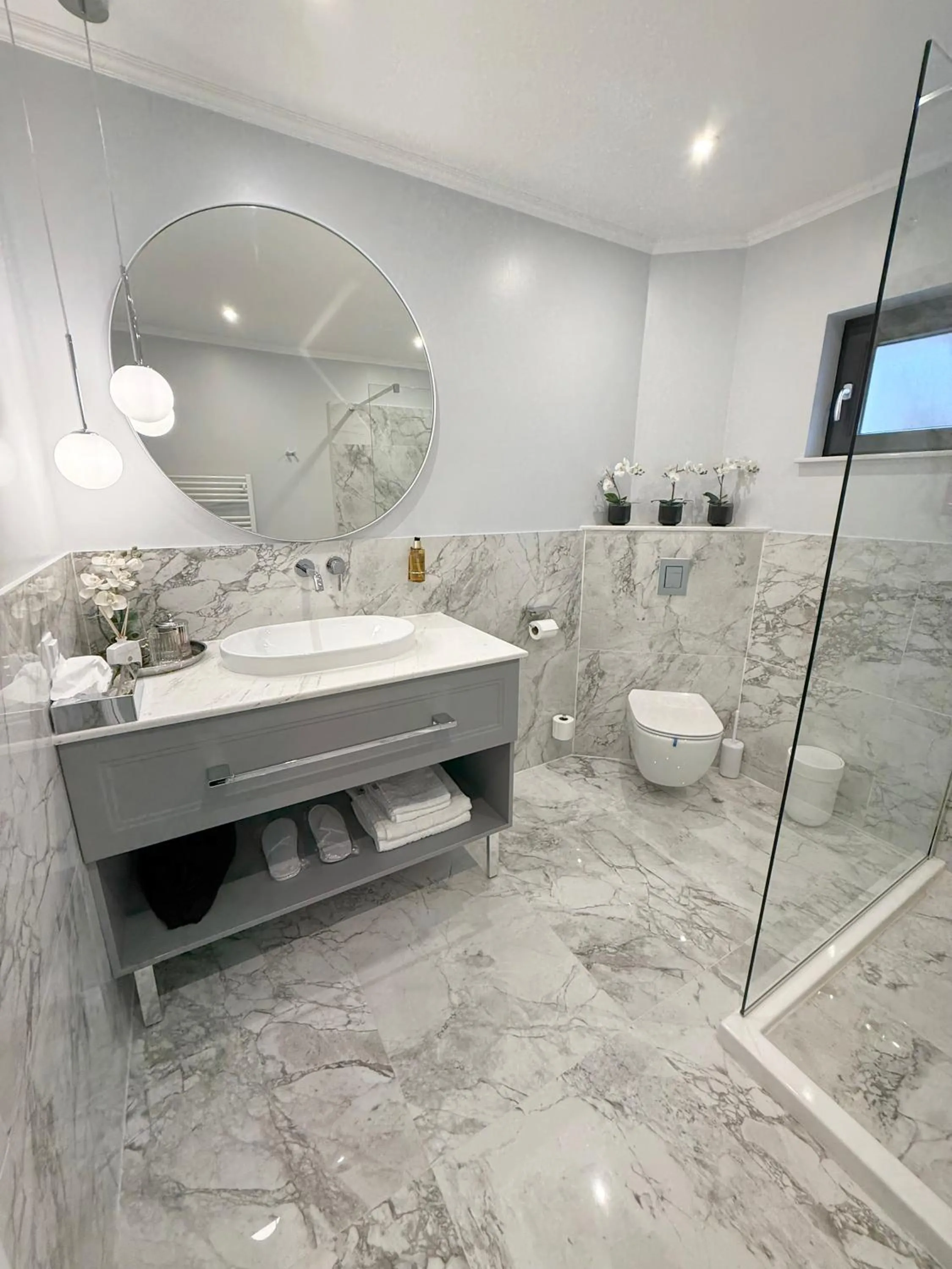 Krystal Boutique Mansion