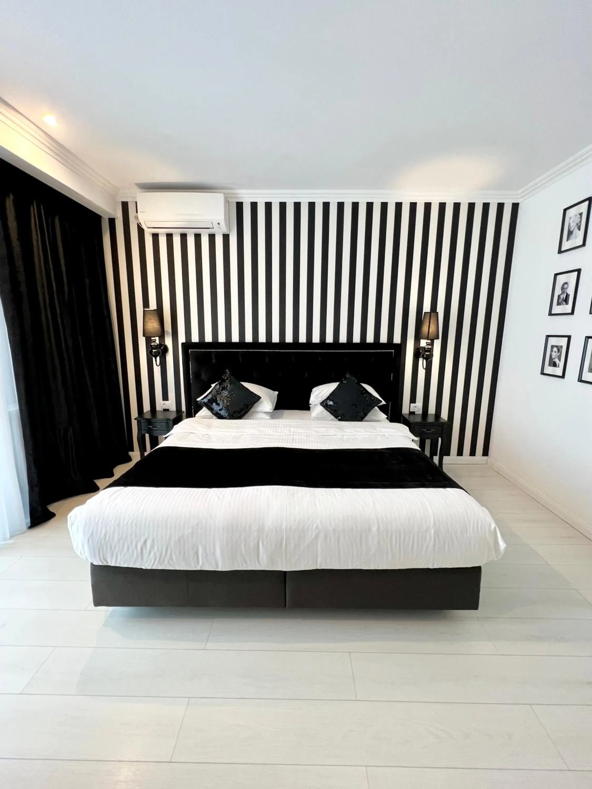 Bed in Krystal Boutique Mansion