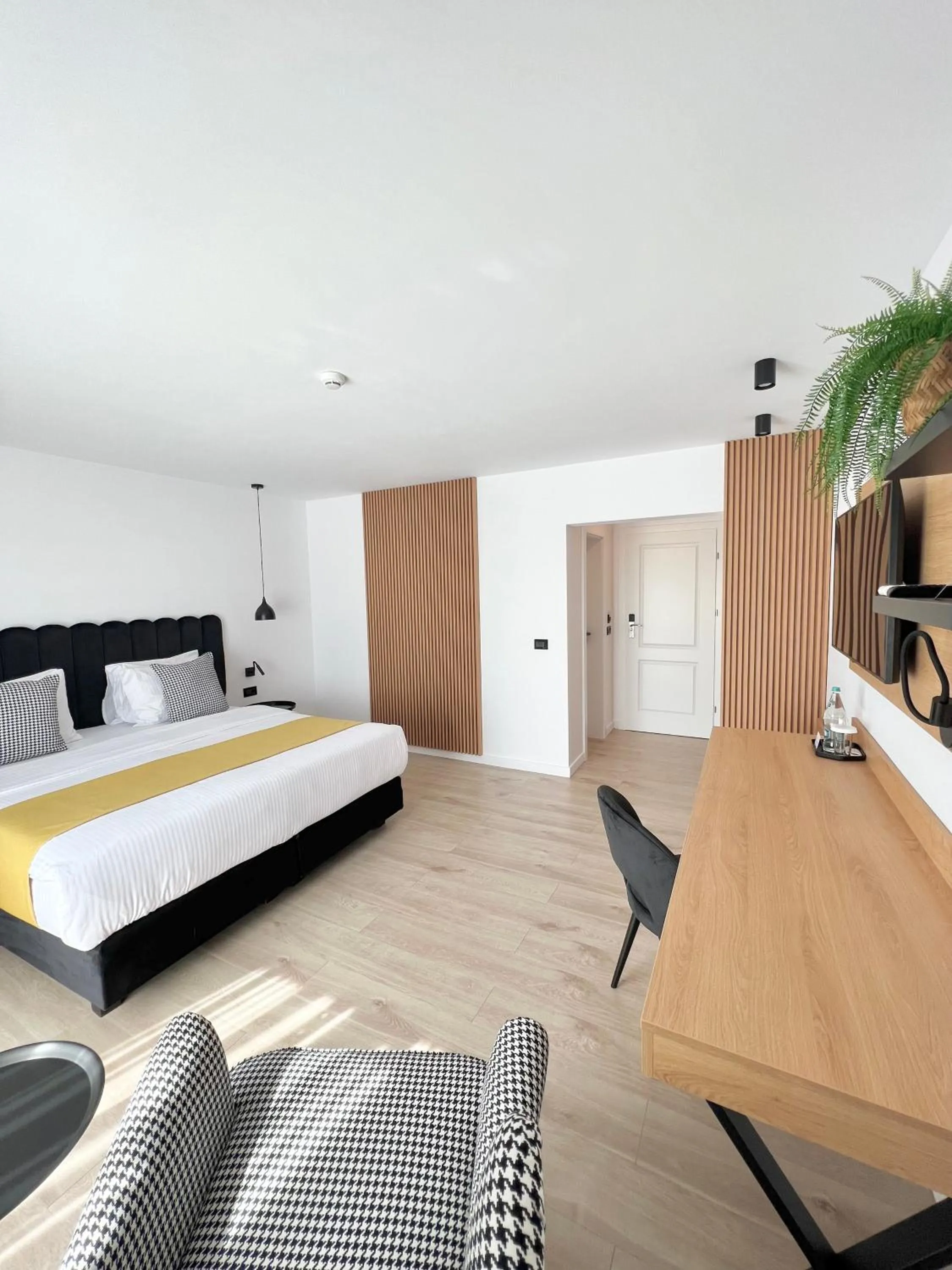 Bed in Krystal Boutique Mansion