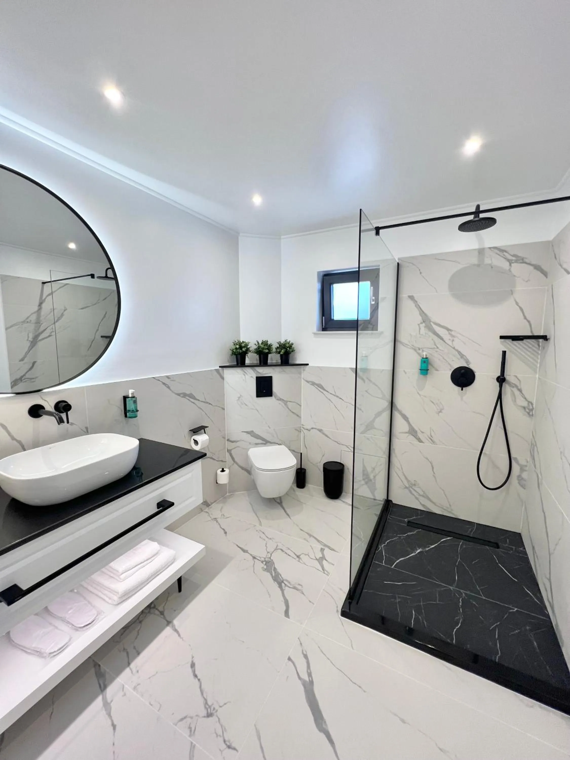 Krystal Boutique Mansion