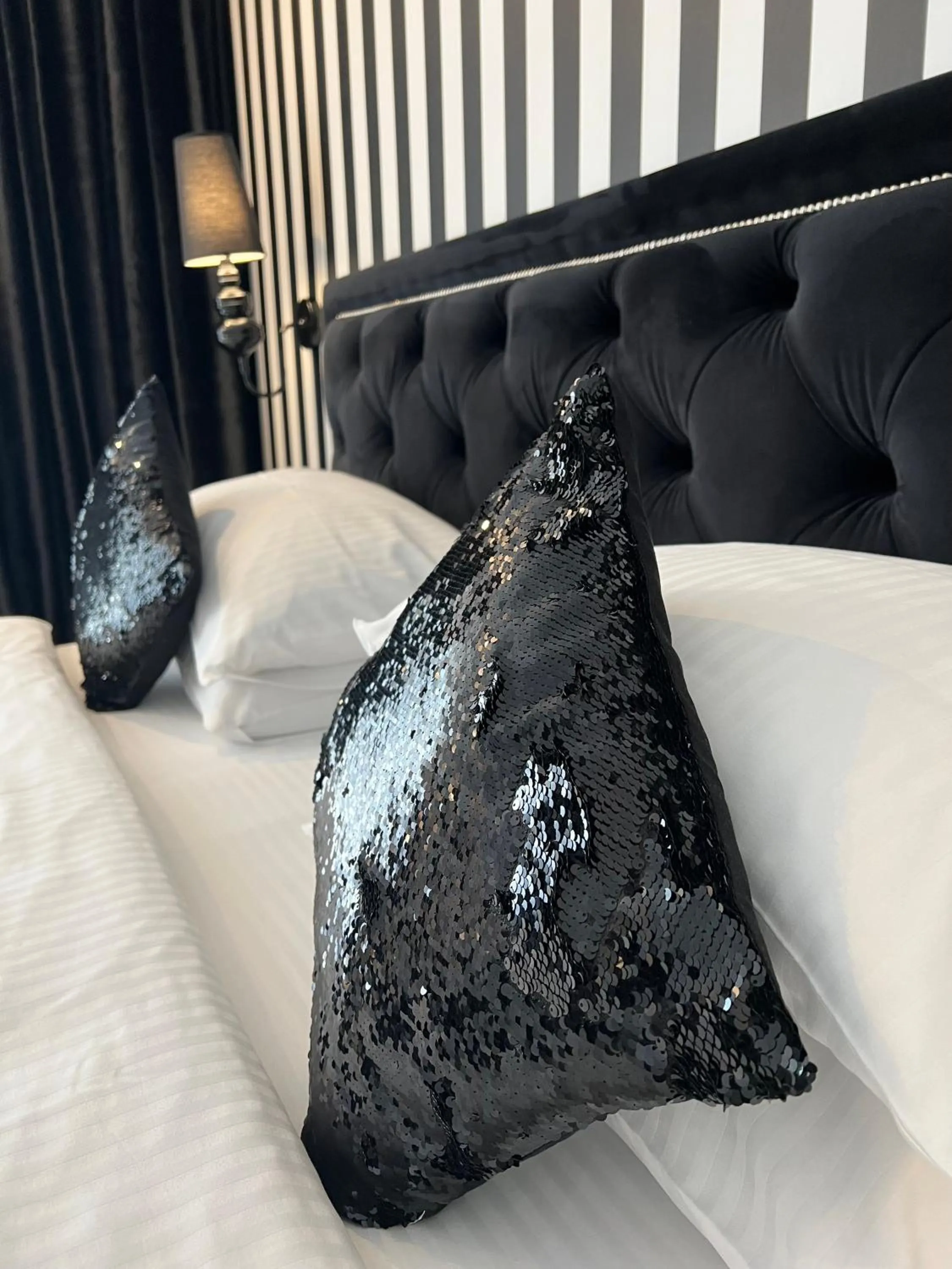 Bed in Krystal Boutique Mansion