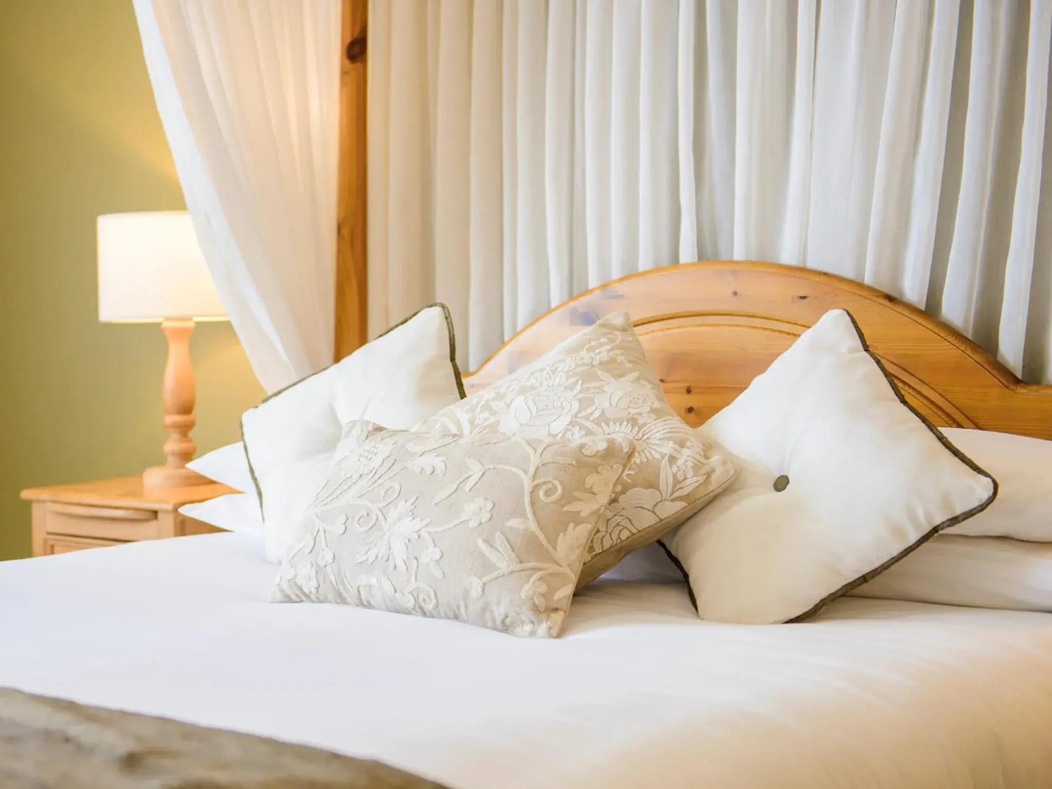 Bed in Meadowlands Hotel Bed in Meadowlands Hotel