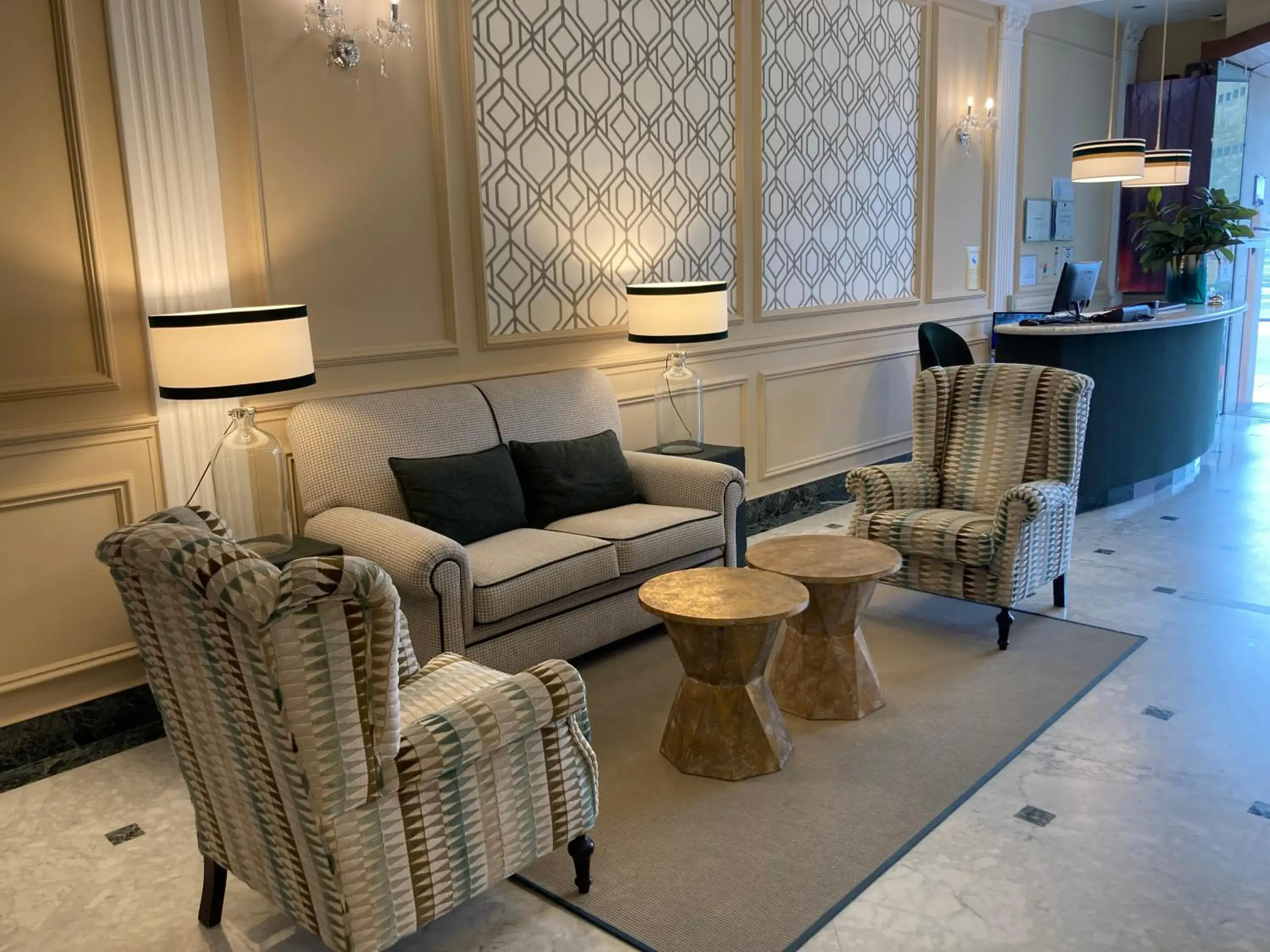Lobby or reception in Hotel Campoamor Lobby or reception in Hotel Campoamor