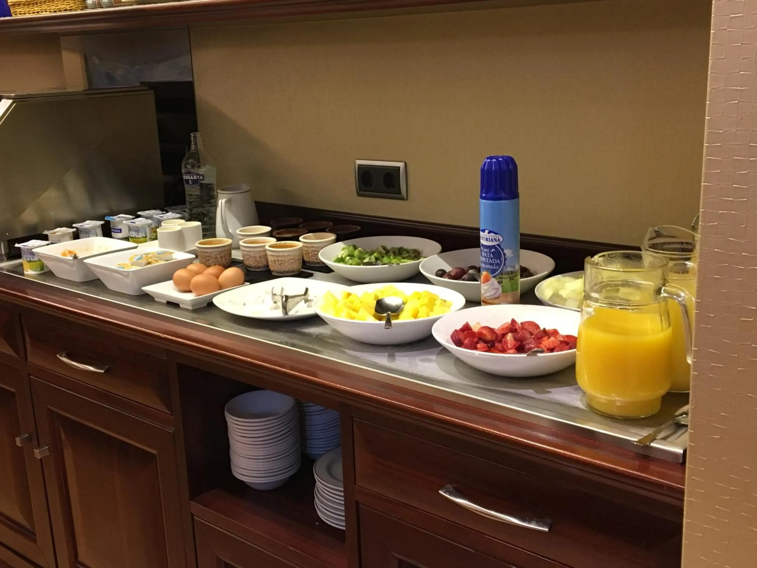 Buffet breakfast in Hotel Campoamor