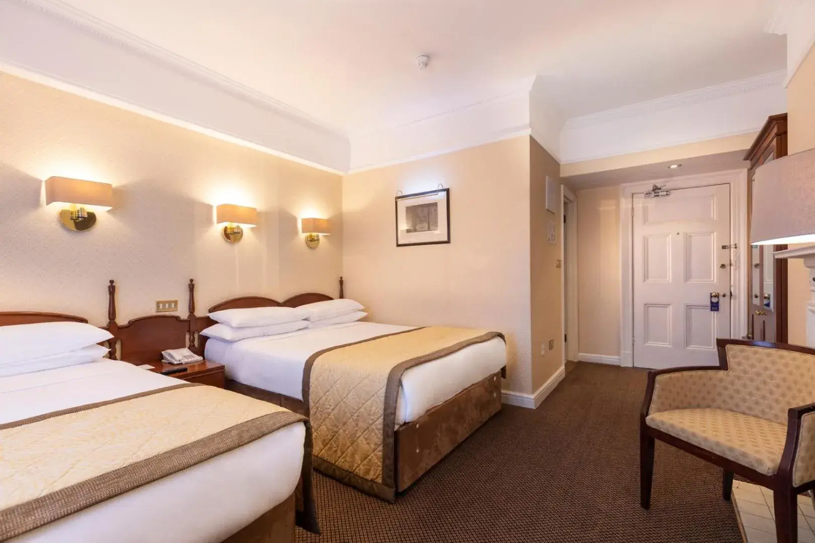 Family, Bed in Wynn's Hotel Family, Bed in Wynn's Hotel