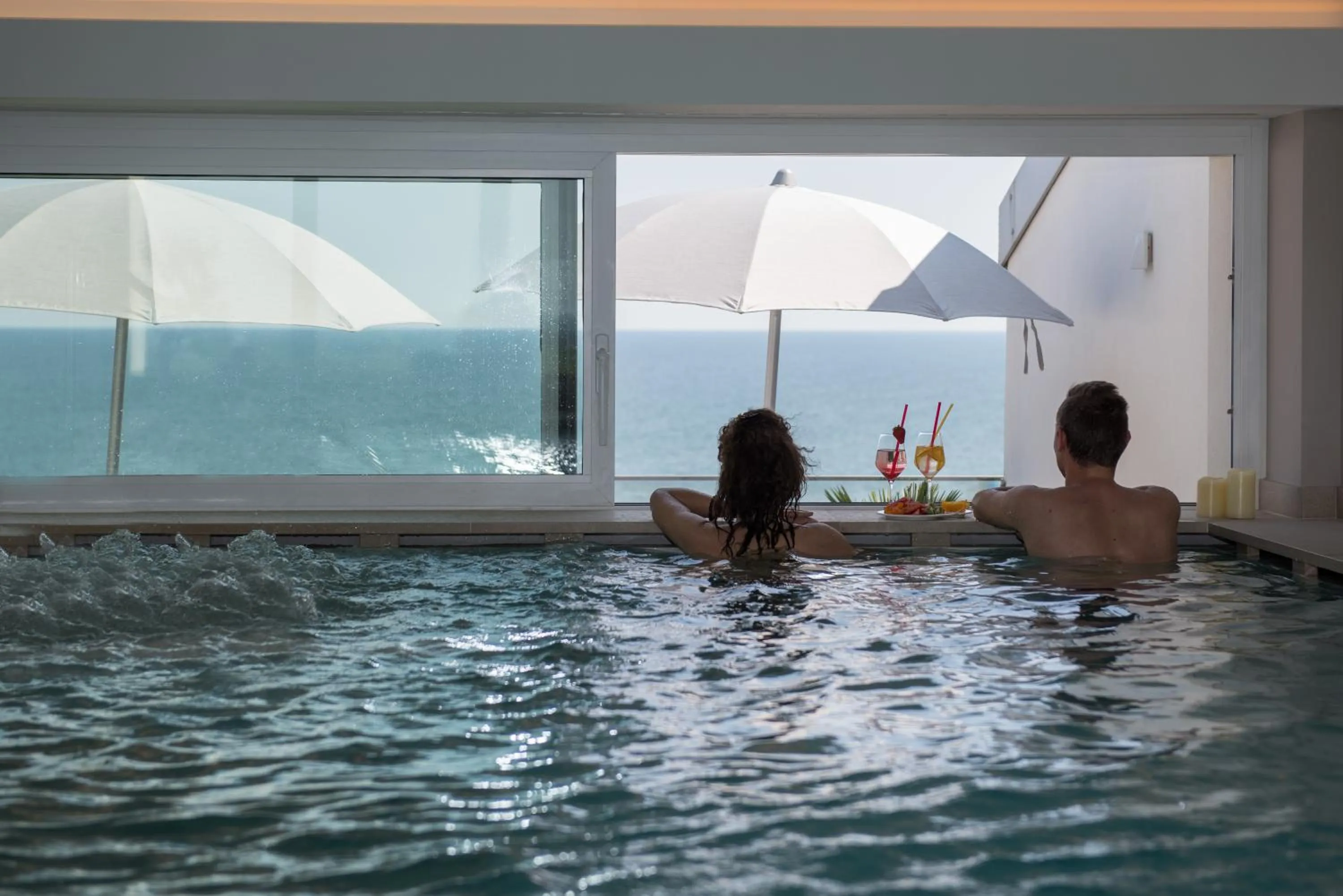 Hot Tub in Hesperia Hotel & Residence