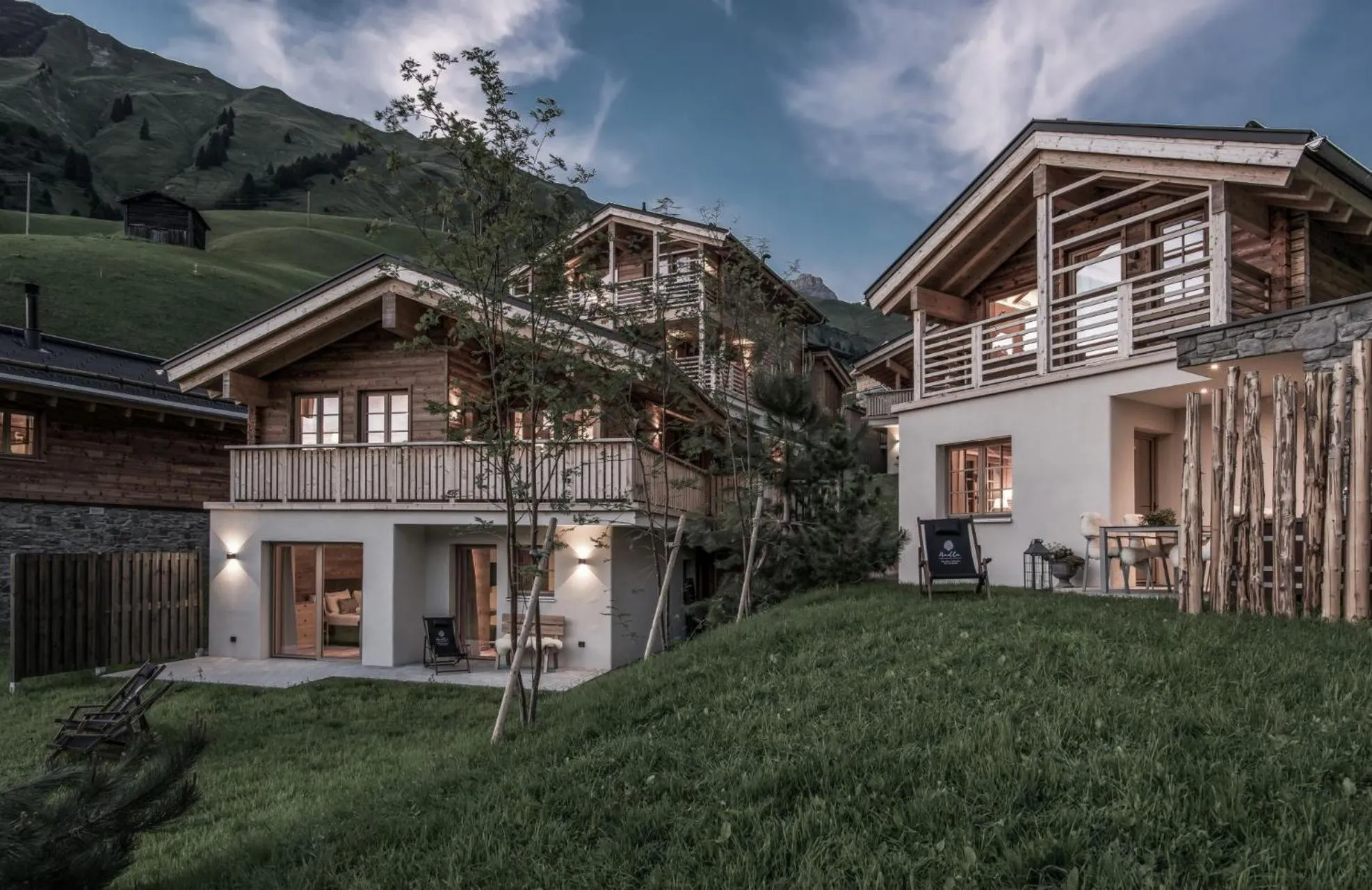 Aadla Walser-Chalets mit privater Sauna, Hotpot und Hotelservice