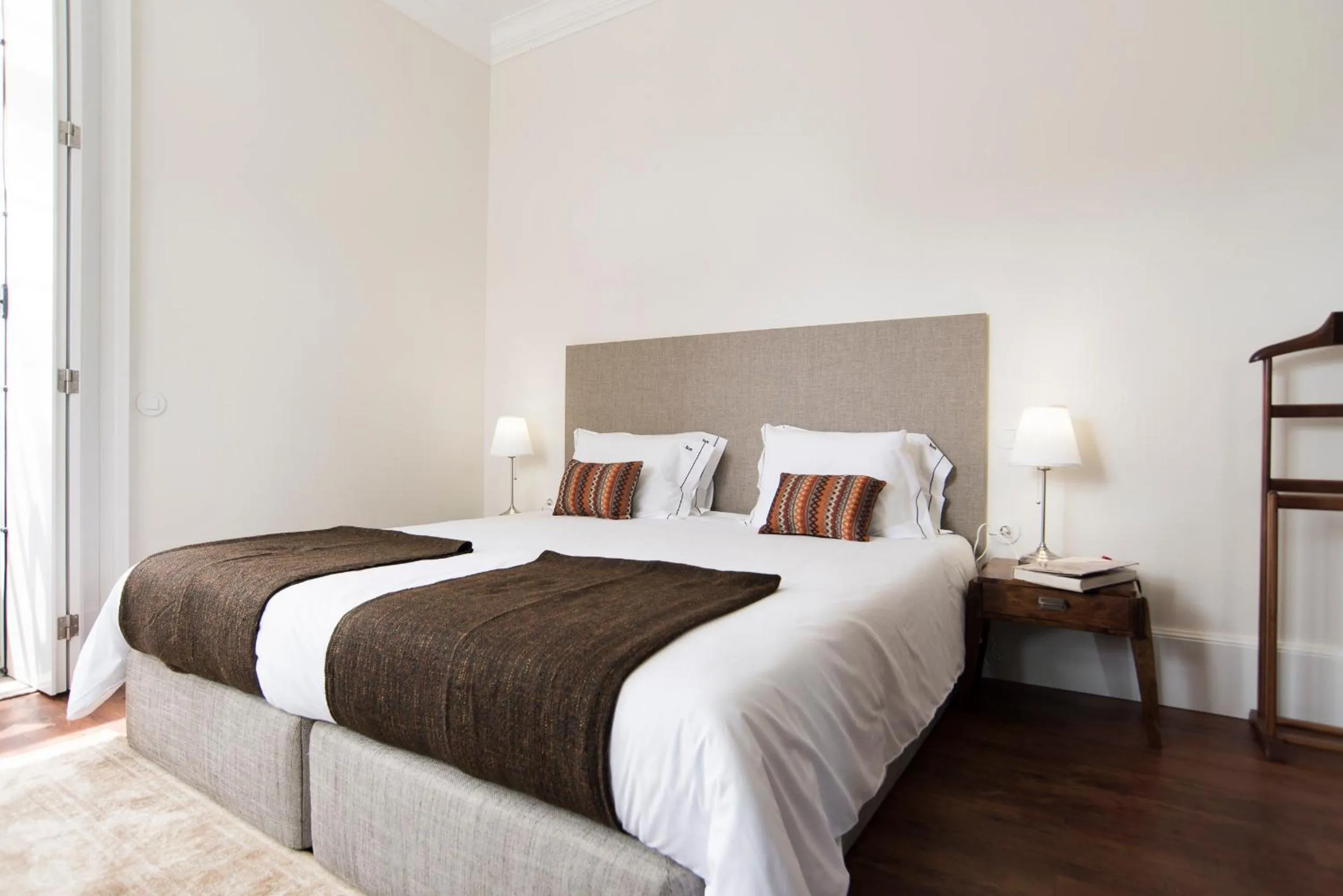 Photo of the whole room, Bed in bnapartments Carregal