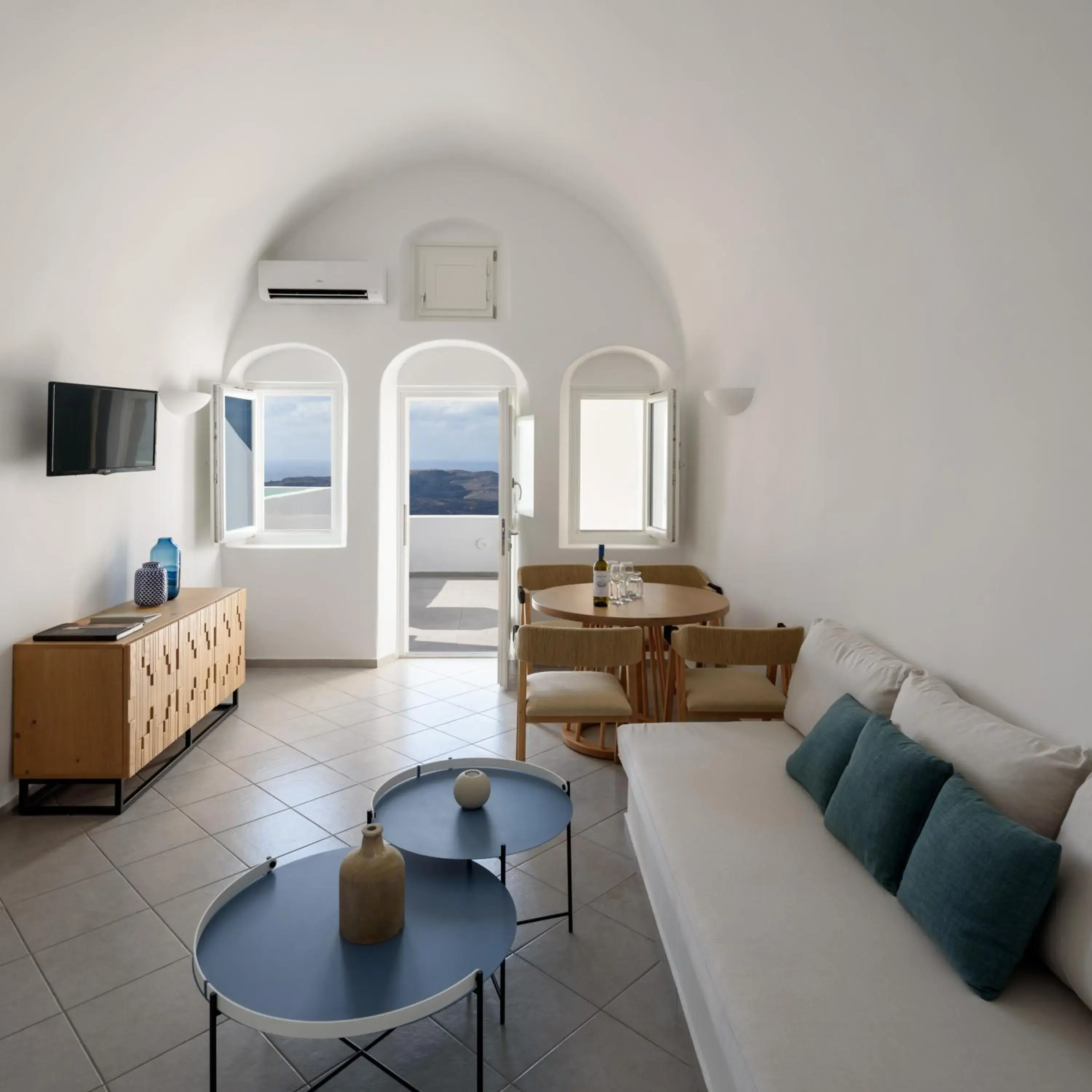 Bed in Panorama Suites Bed in Panorama Suites