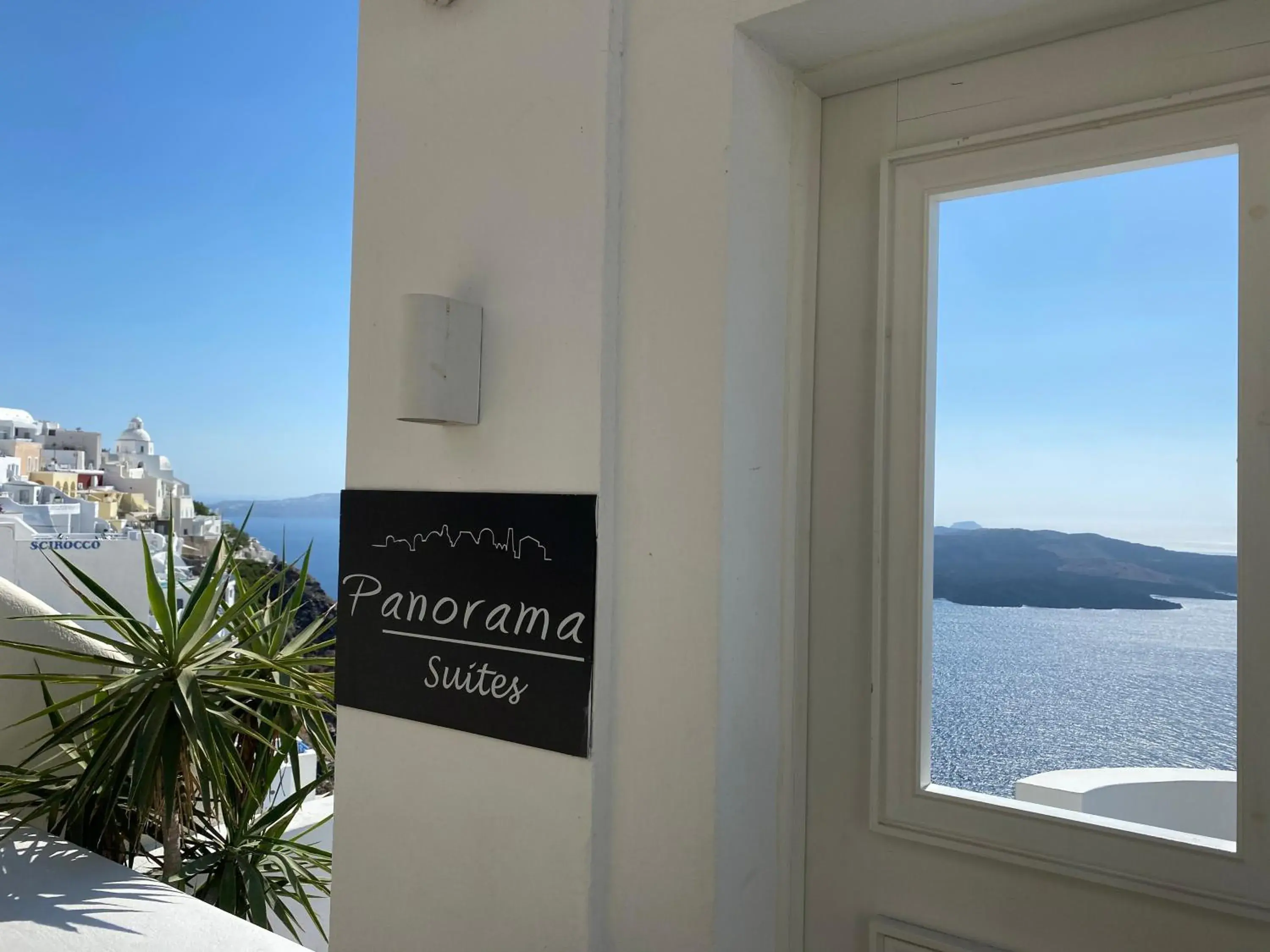 Facade/entrance in Panorama Suites Facade/entrance in Panorama Suites