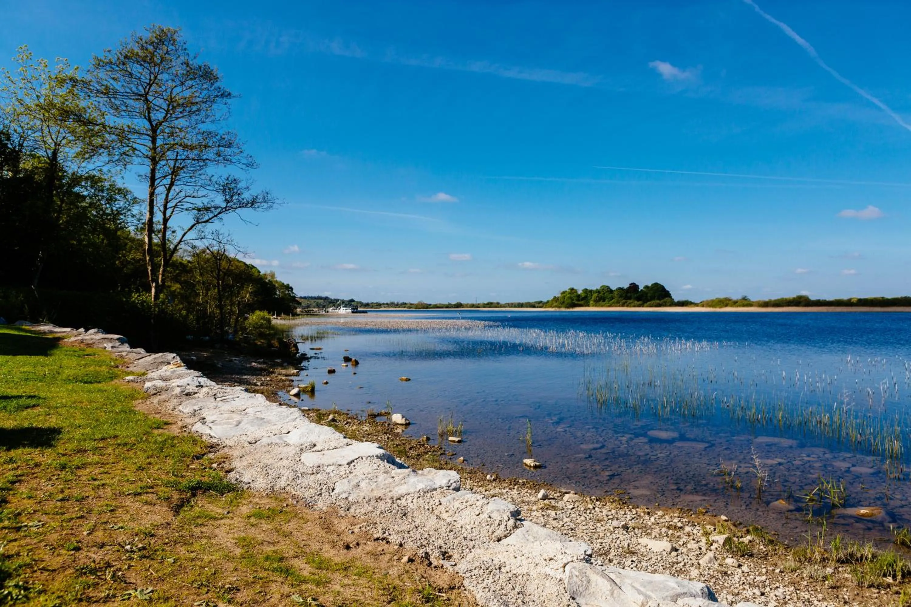 Lake view in Wineport Lodge