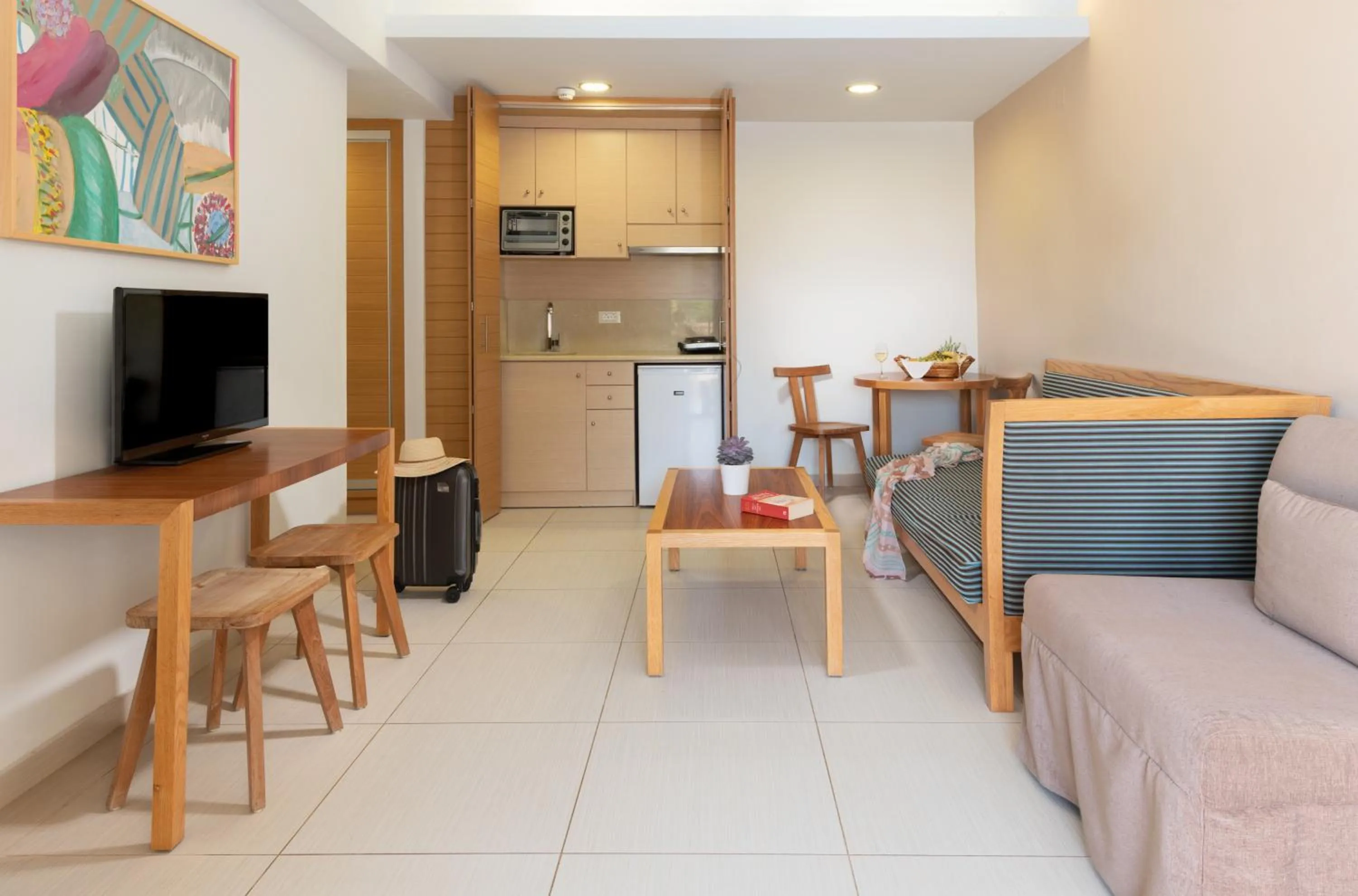 TV and multimedia in Iolida Beach by Smile Hotels