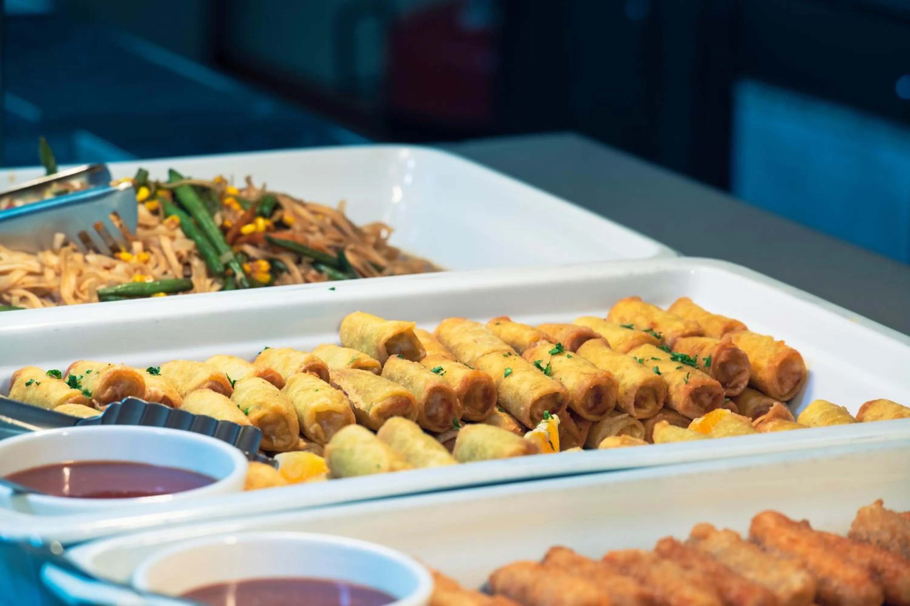 Restaurant/places to eat in Iolida Beach by Smile Hotels