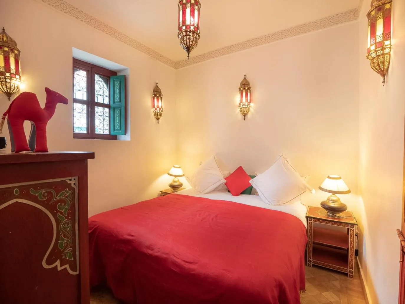 Photo of the whole room, Bed in Riad Passali