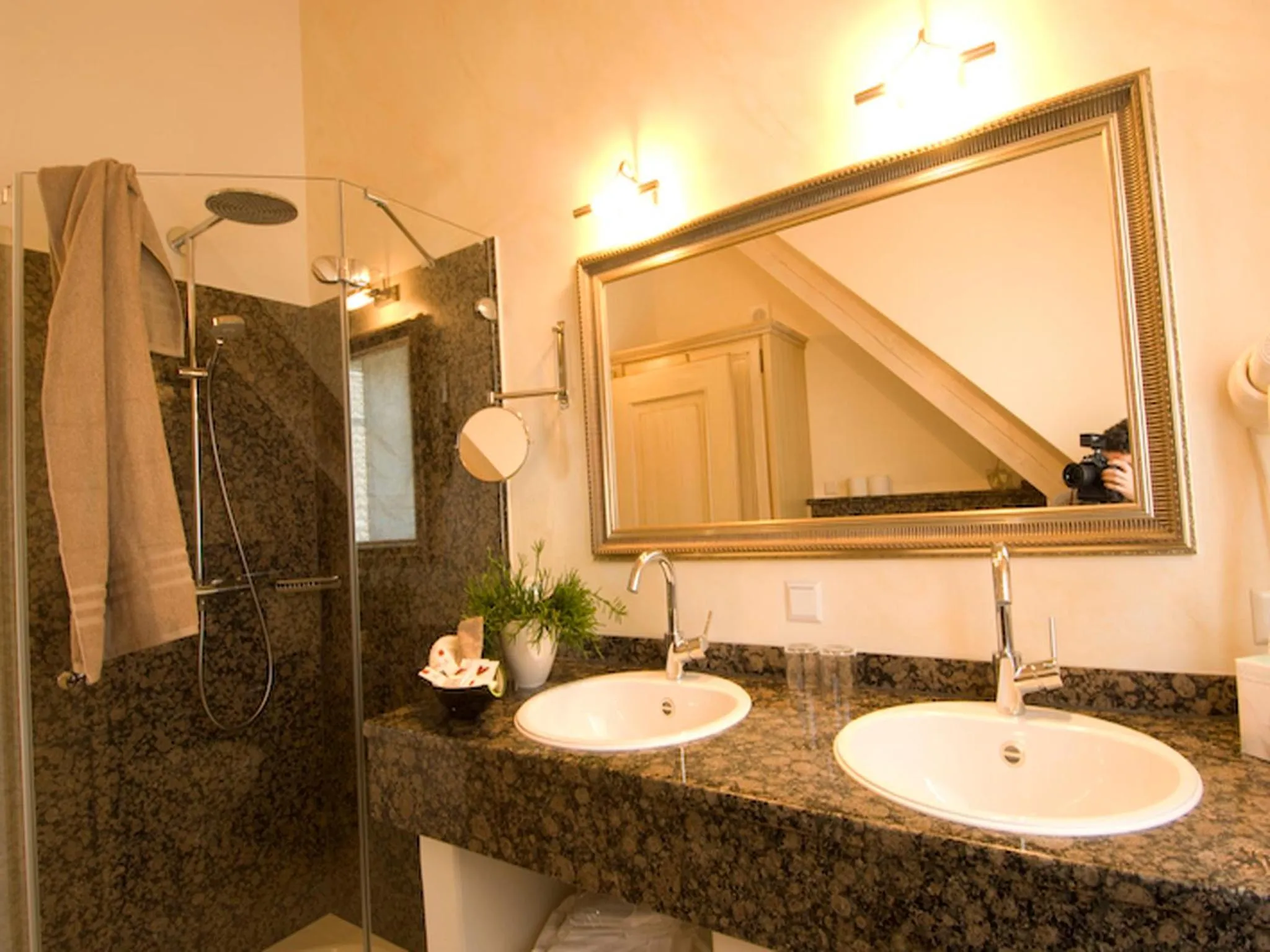 Bathroom in Hotel Hirschen Horn