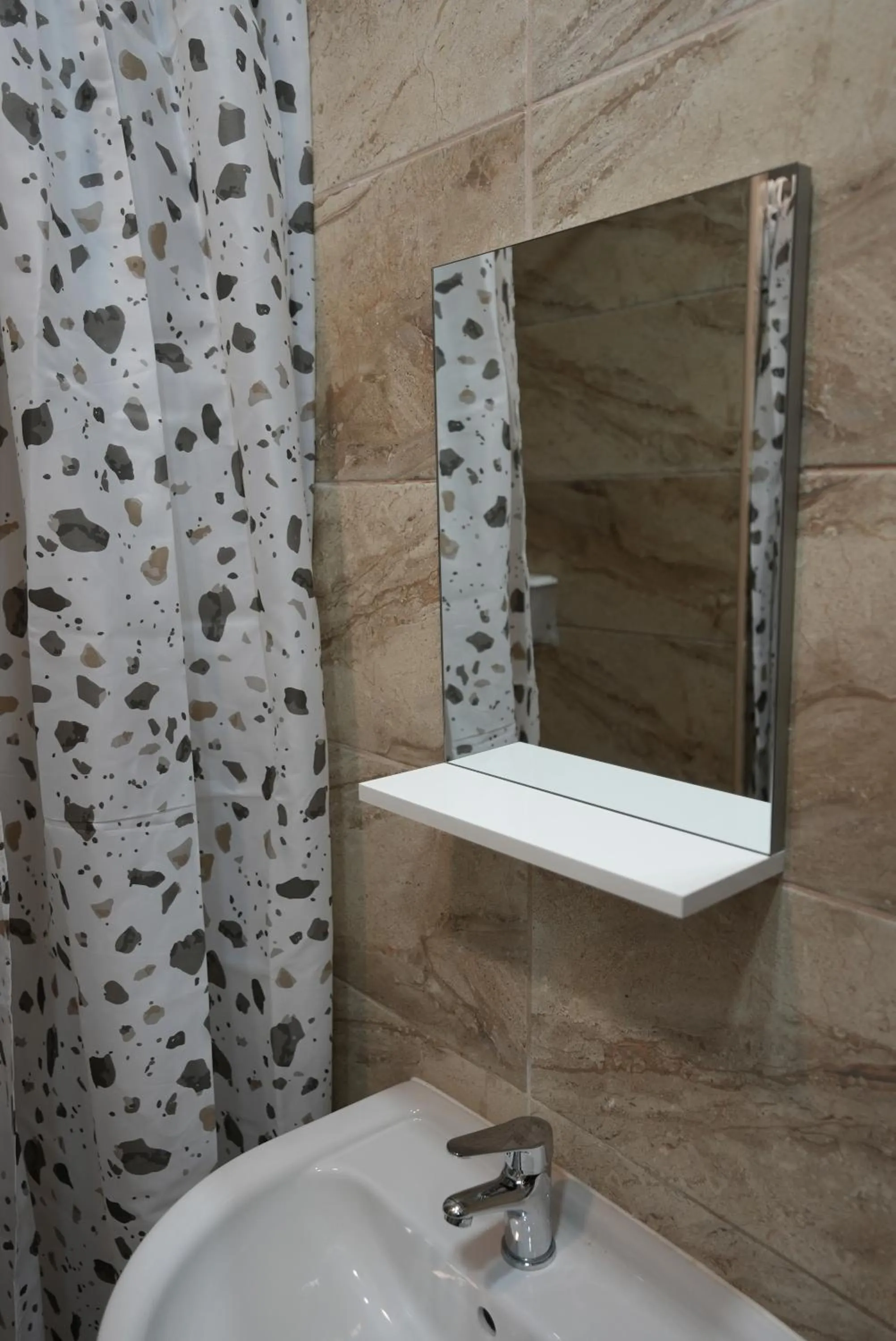 Bathroom in Center Hostel and Guest House