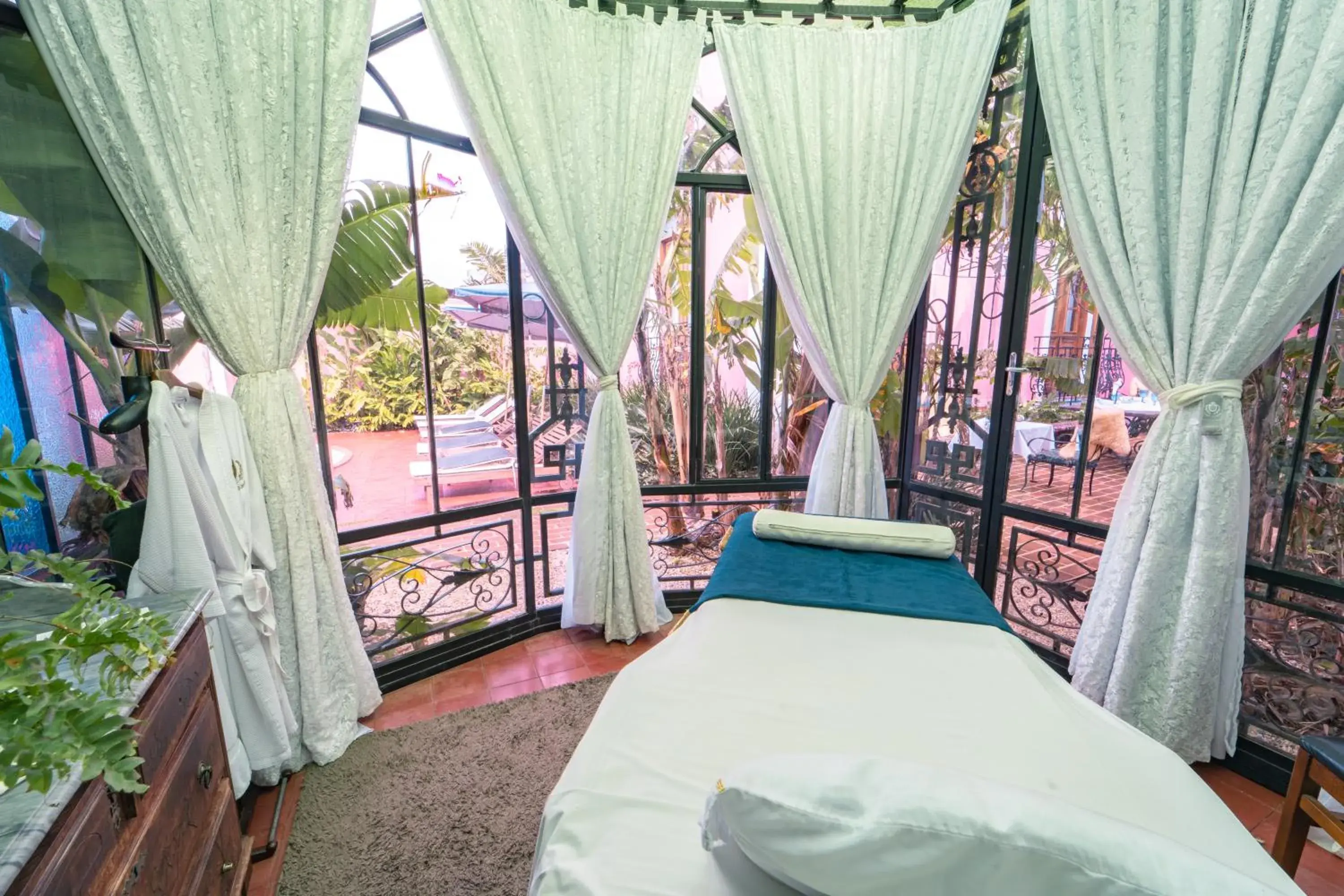 Spa and wellness centre/facilities, Bed in Hotel Boutique Quinta das Videiras Spa and wellness centre/facilities, Bed in Hotel Boutique Quinta das Videiras