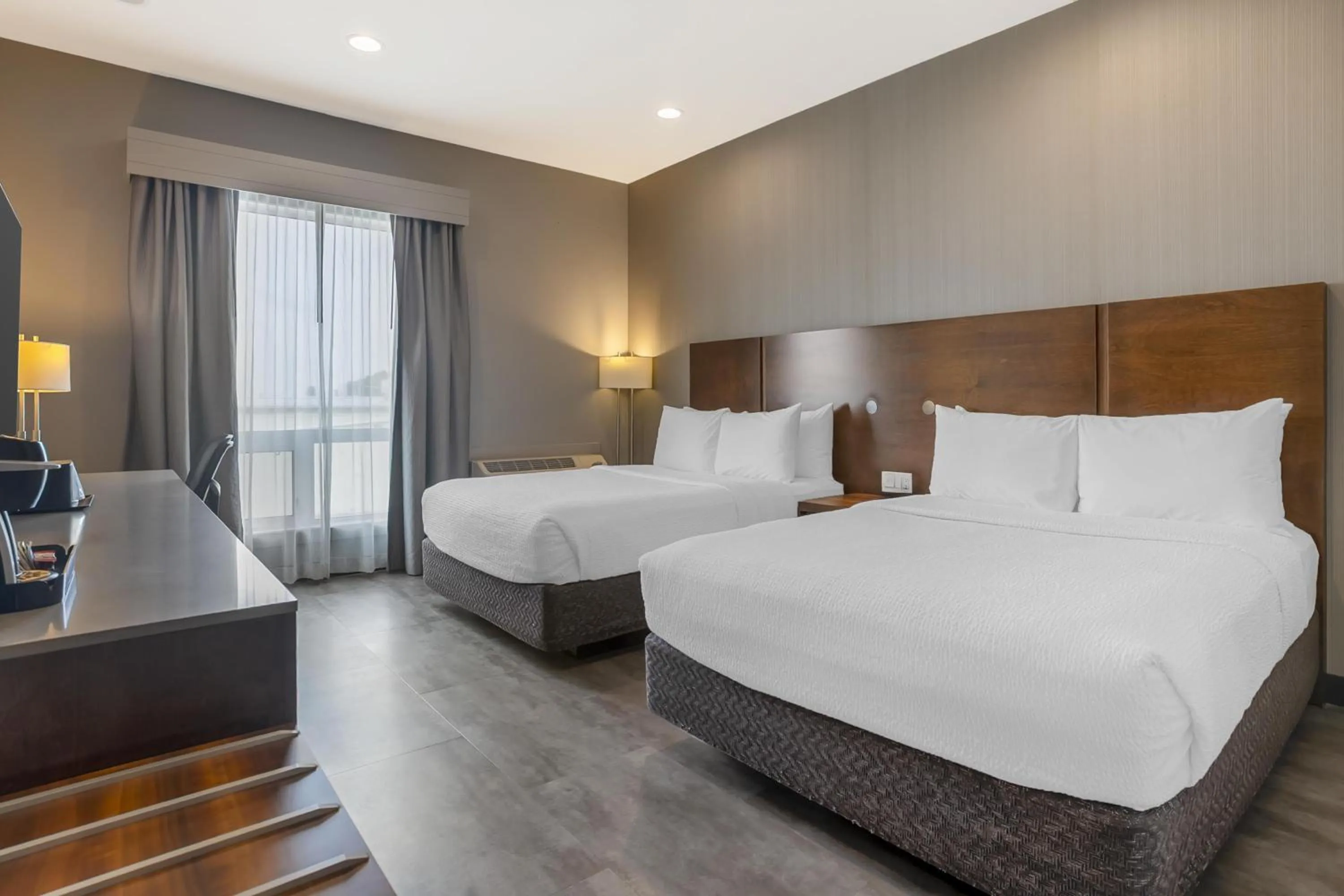 Bedroom, Bed in Best Western Plus East Side