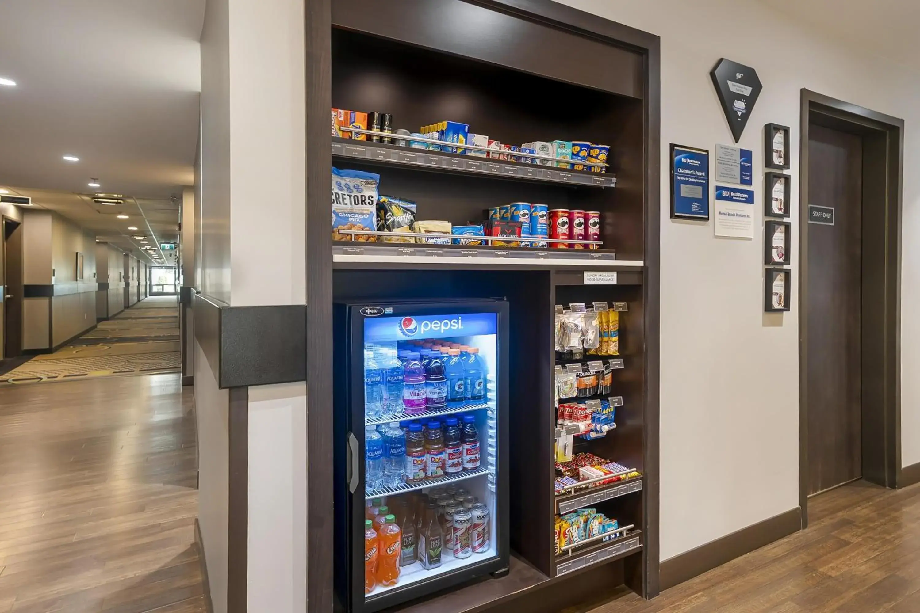 Property building in Best Western Plus East Side Property building in Best Western Plus East Side