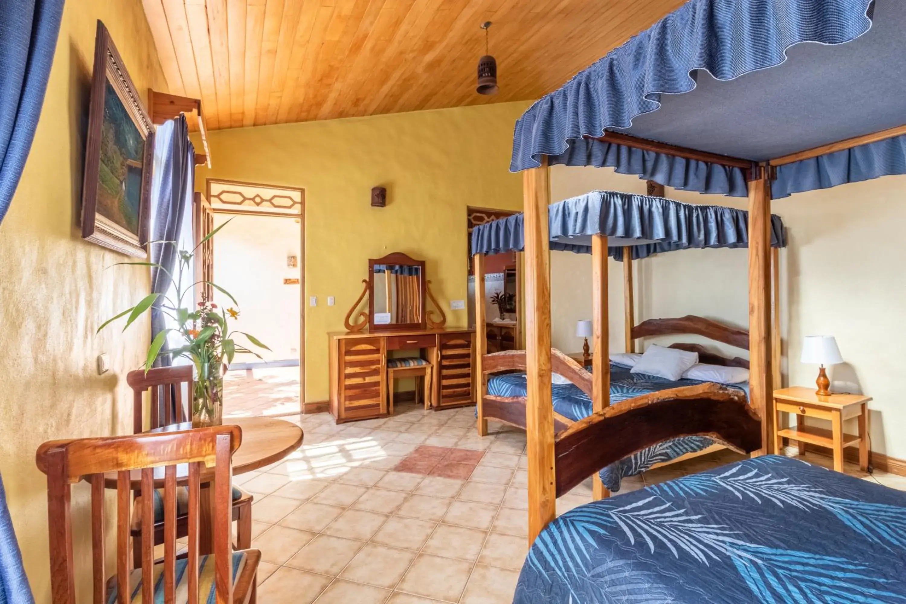 Photo of the whole room, Bed in Hotel Claro de Luna Photo of the whole room, Bed in Hotel Claro de Luna