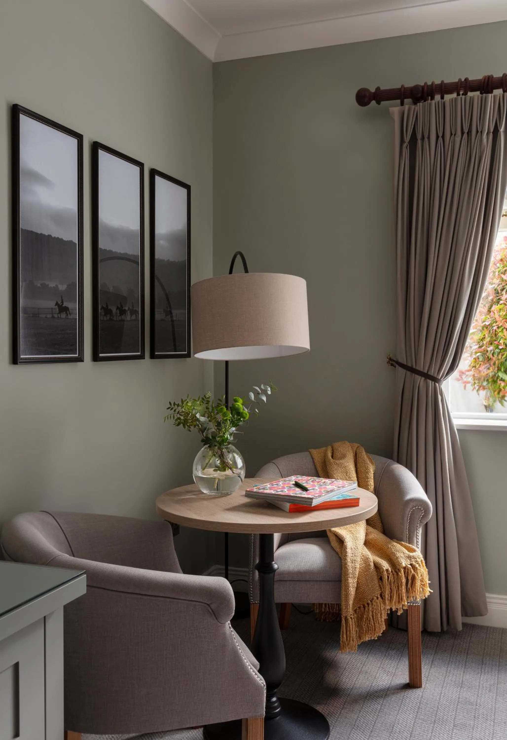 Horse & Jockey Hotel