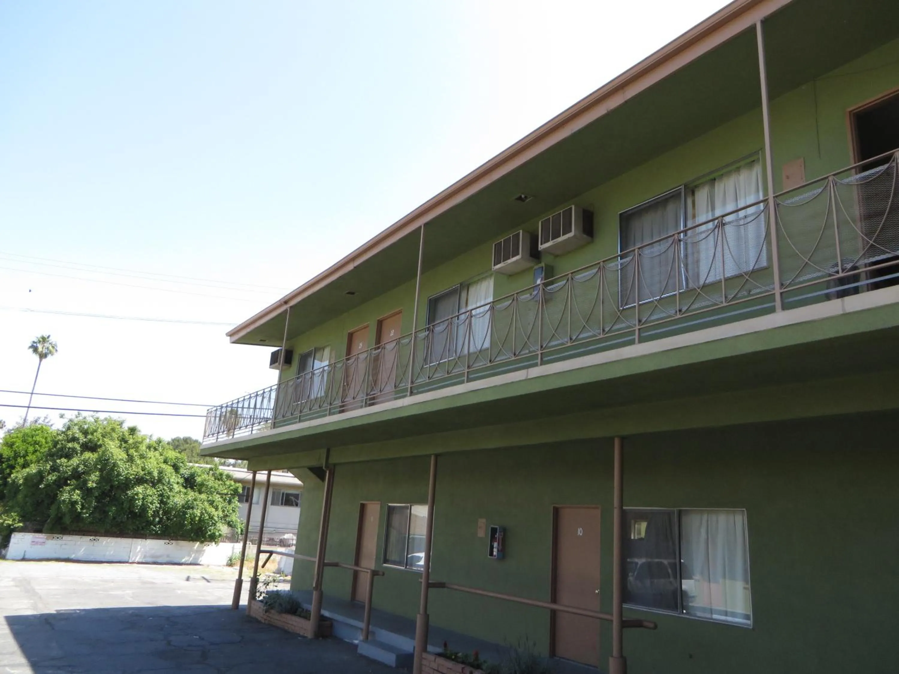 Property building in Park Motel