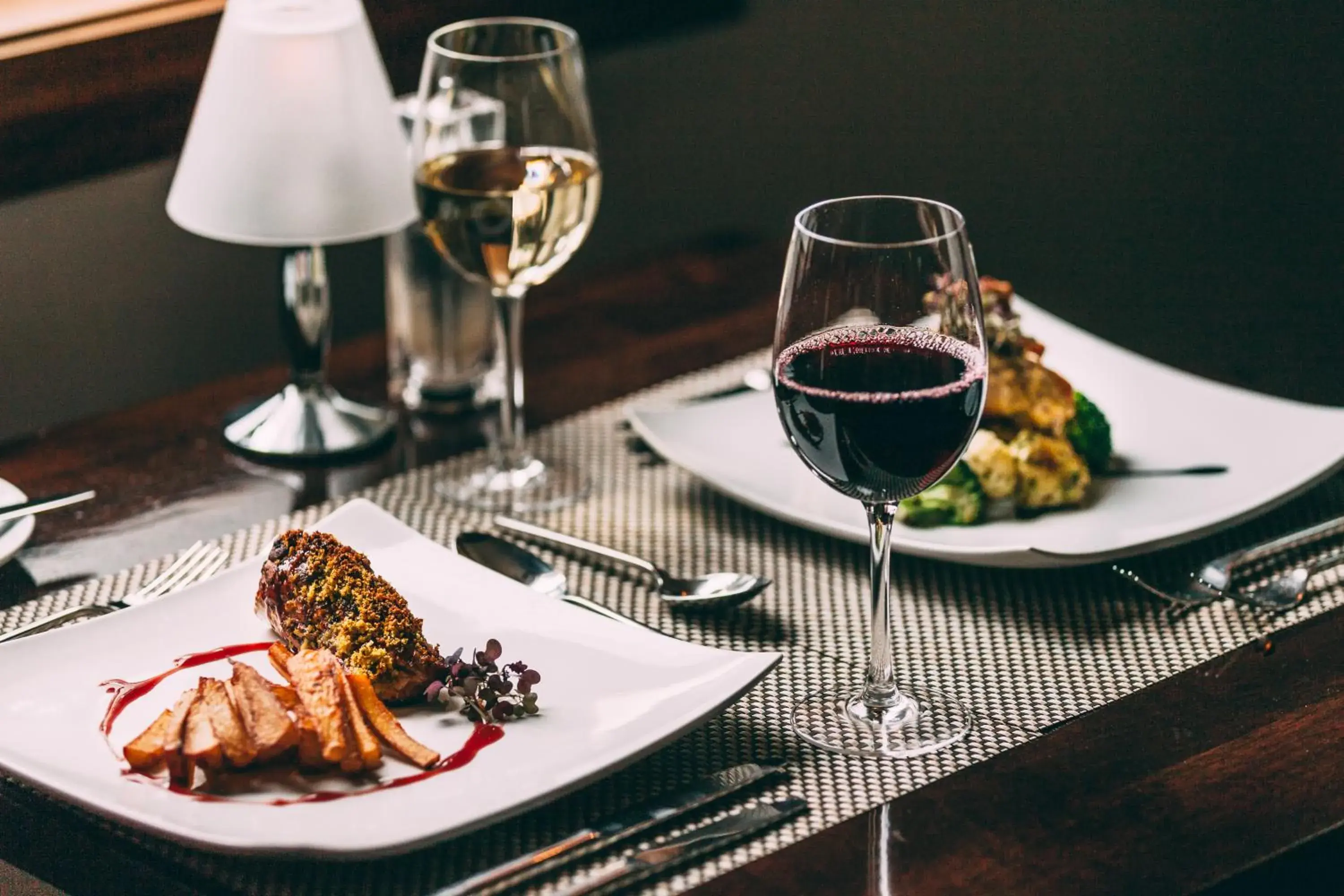 Restaurant/places to eat in Kilkenny Pembroke Hotel Restaurant/places to eat in Kilkenny Pembroke Hotel