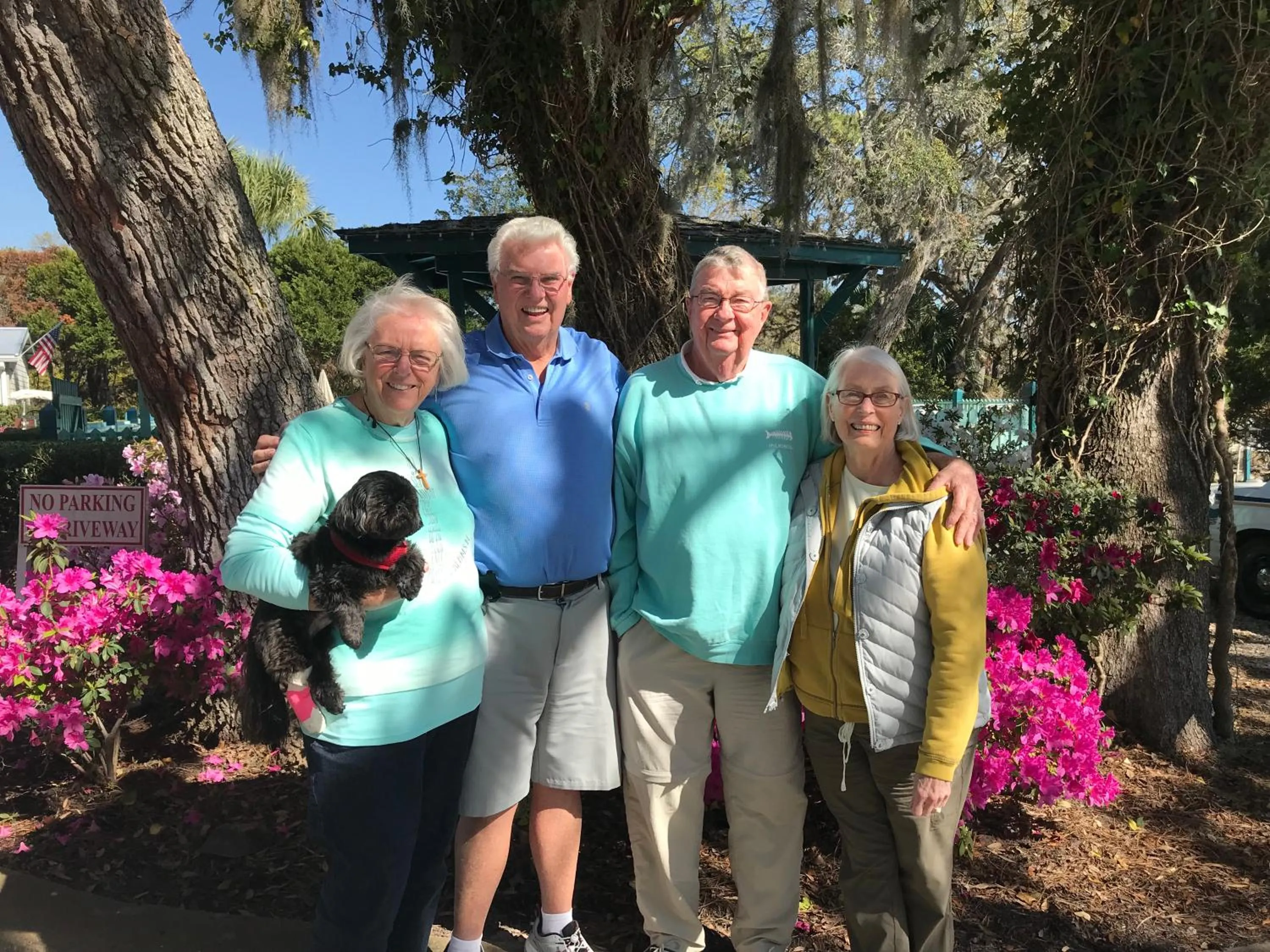 group of guests in Steinhatchee River Inn and Marina