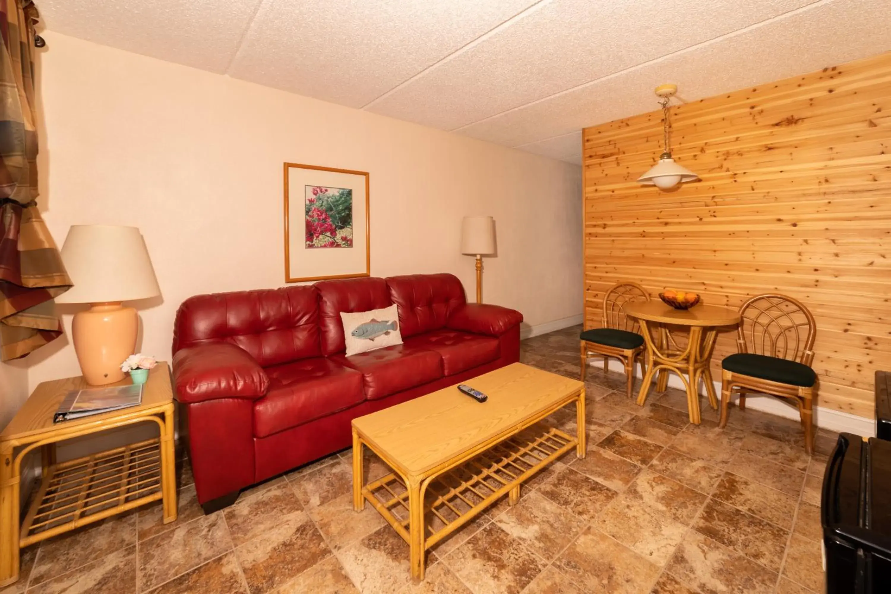 Suite with Two Double Beds in Steinhatchee River Inn and Marina Suite with Two Double Beds in Steinhatchee River Inn and Marina