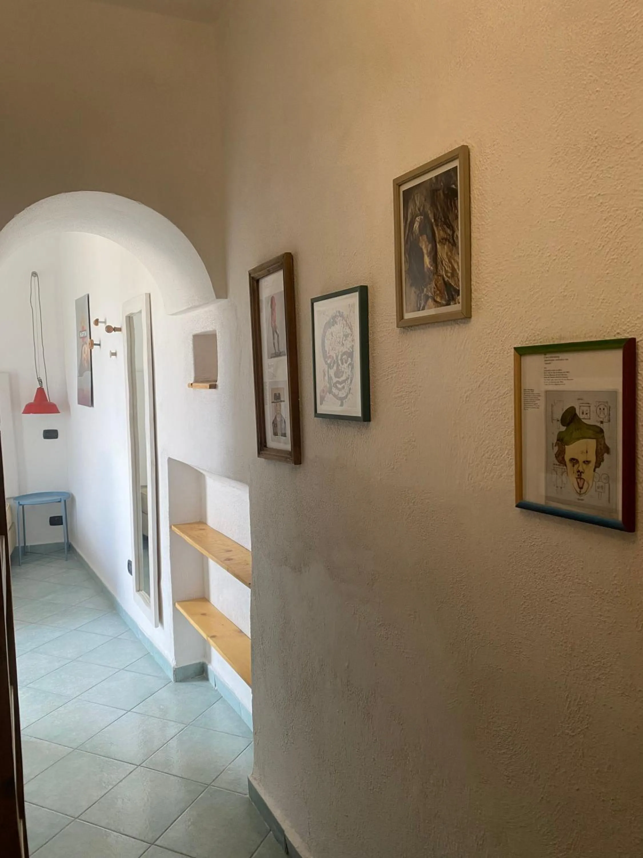 Photo of the whole room in Black Market Hotel