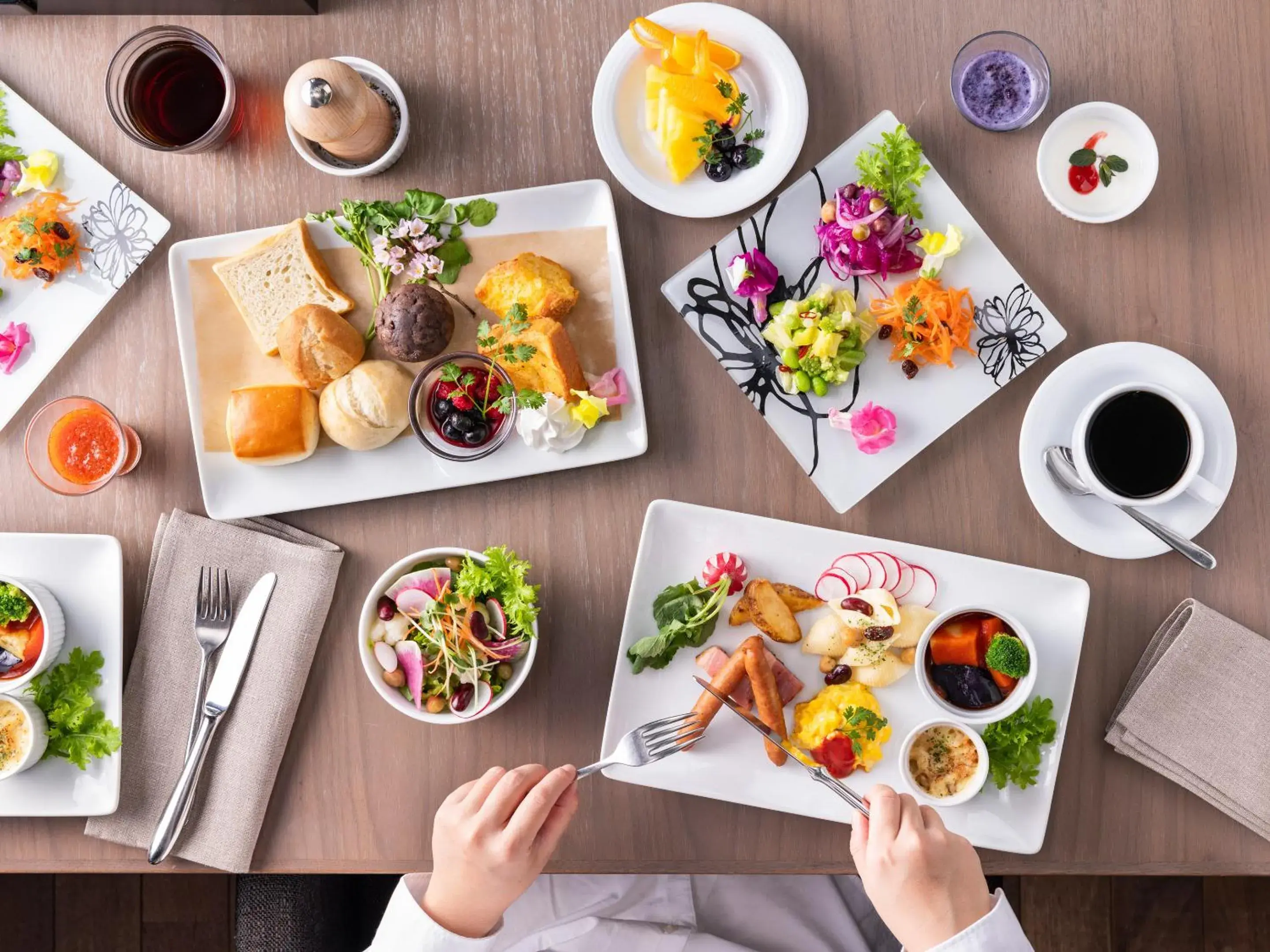 Breakfast in Mitsui Garden Hotel Kyobashi - Tokyo Station Breakfast in Mitsui Garden Hotel Kyobashi - Tokyo Station
