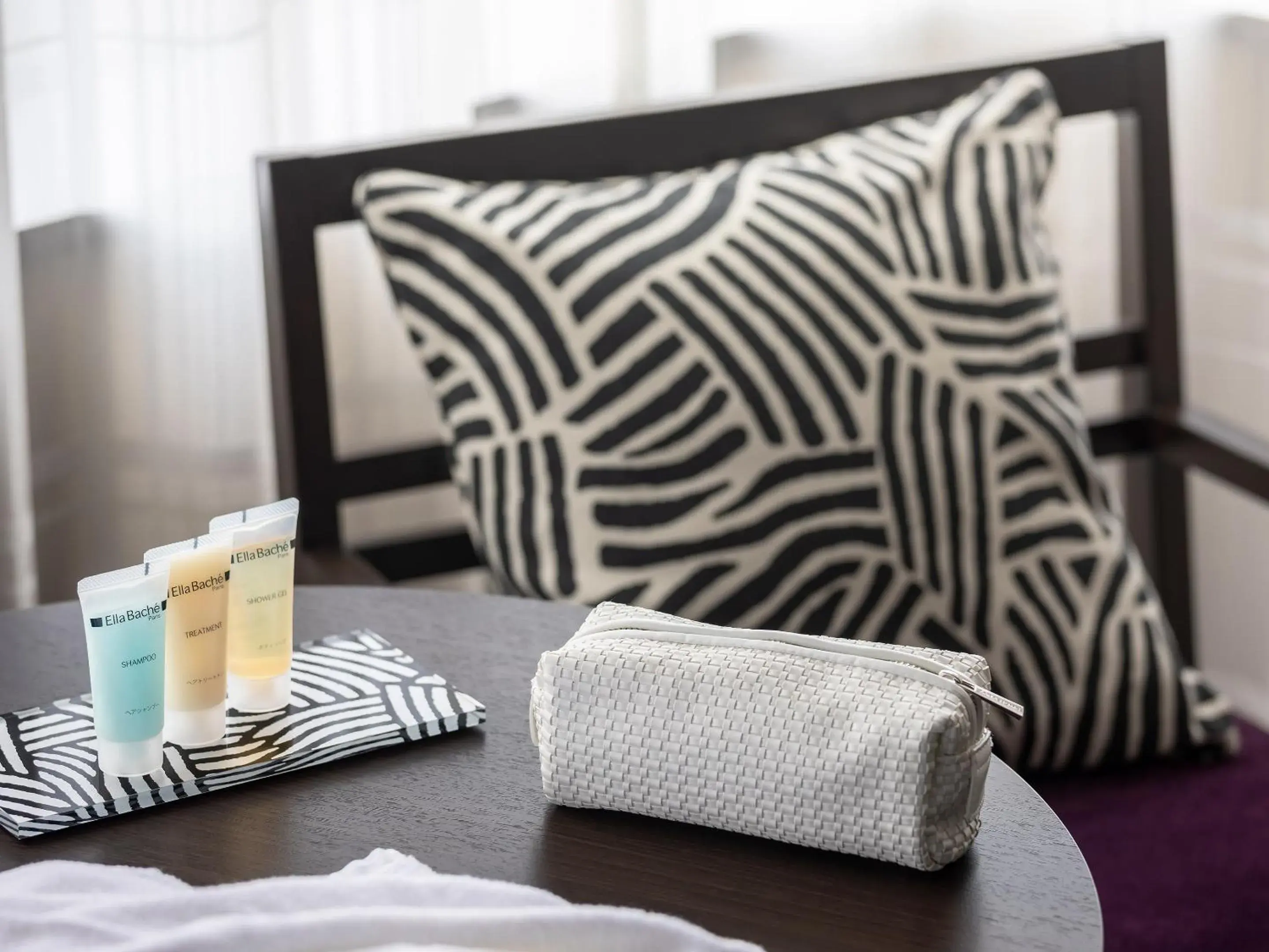 Lobby or reception, Bed in Mitsui Garden Hotel Kyobashi - Tokyo Station Lobby or reception, Bed in Mitsui Garden Hotel Kyobashi - Tokyo Station