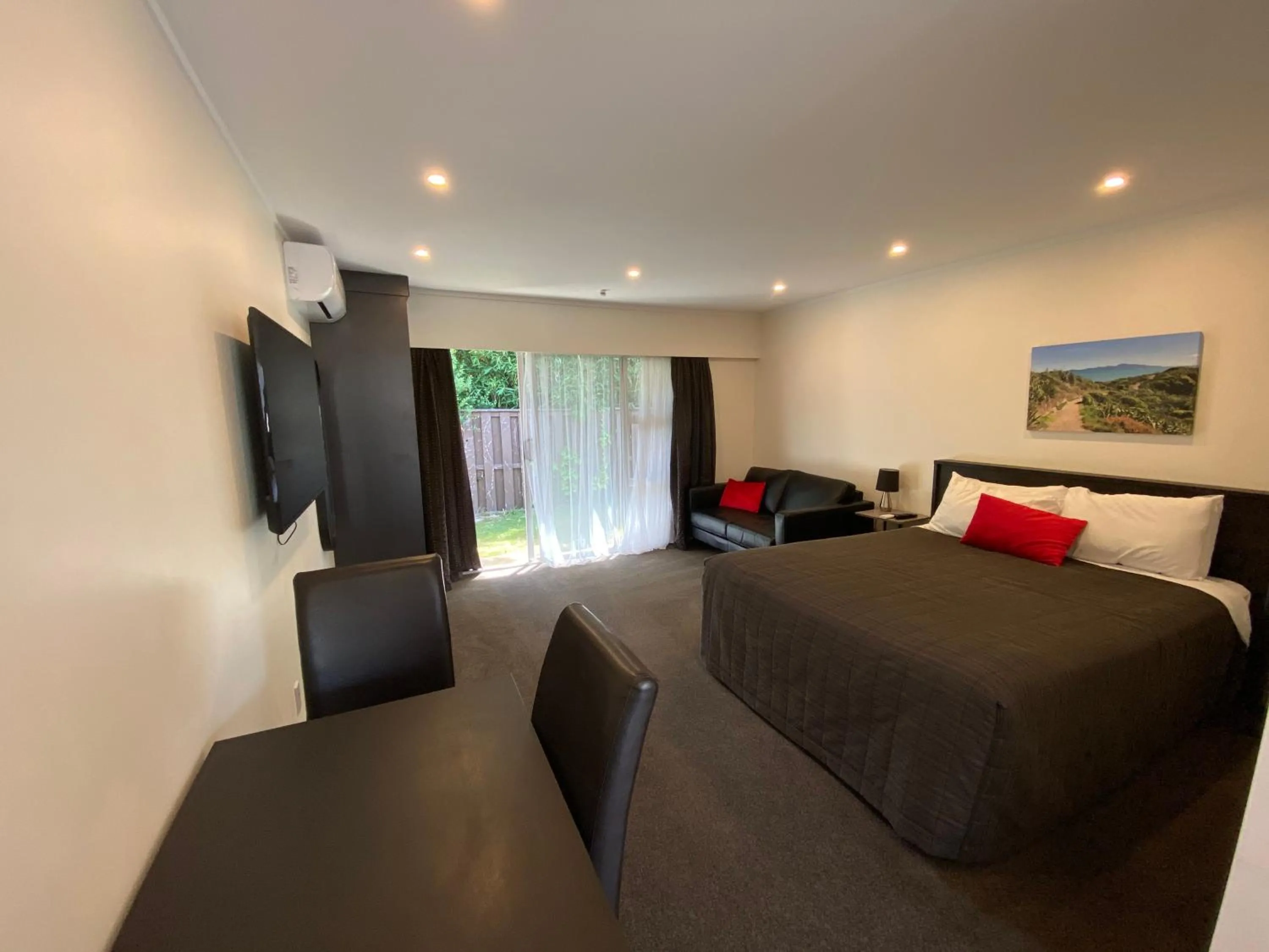 Bed in Paraparaumu Motel