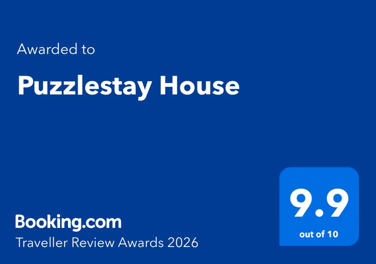 Puzzlestay House