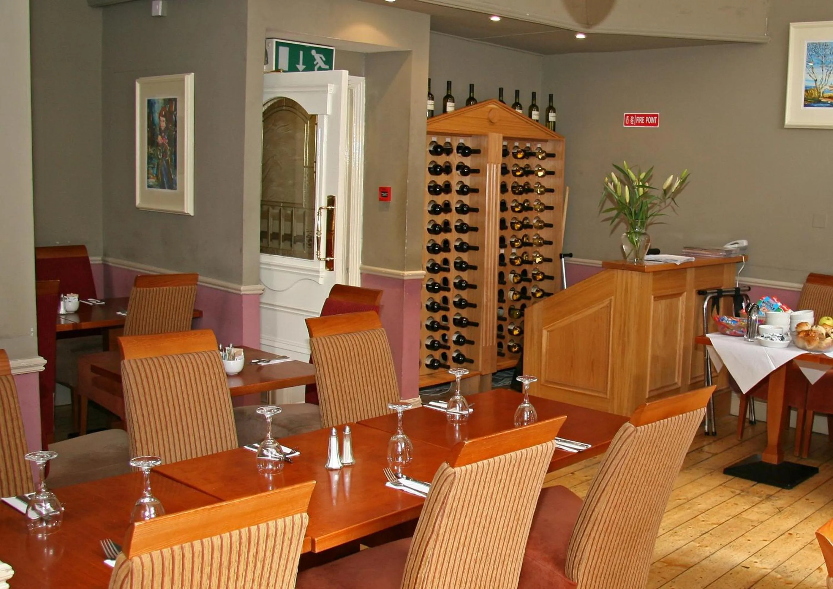 Nightclub / DJ in Harding Hotel