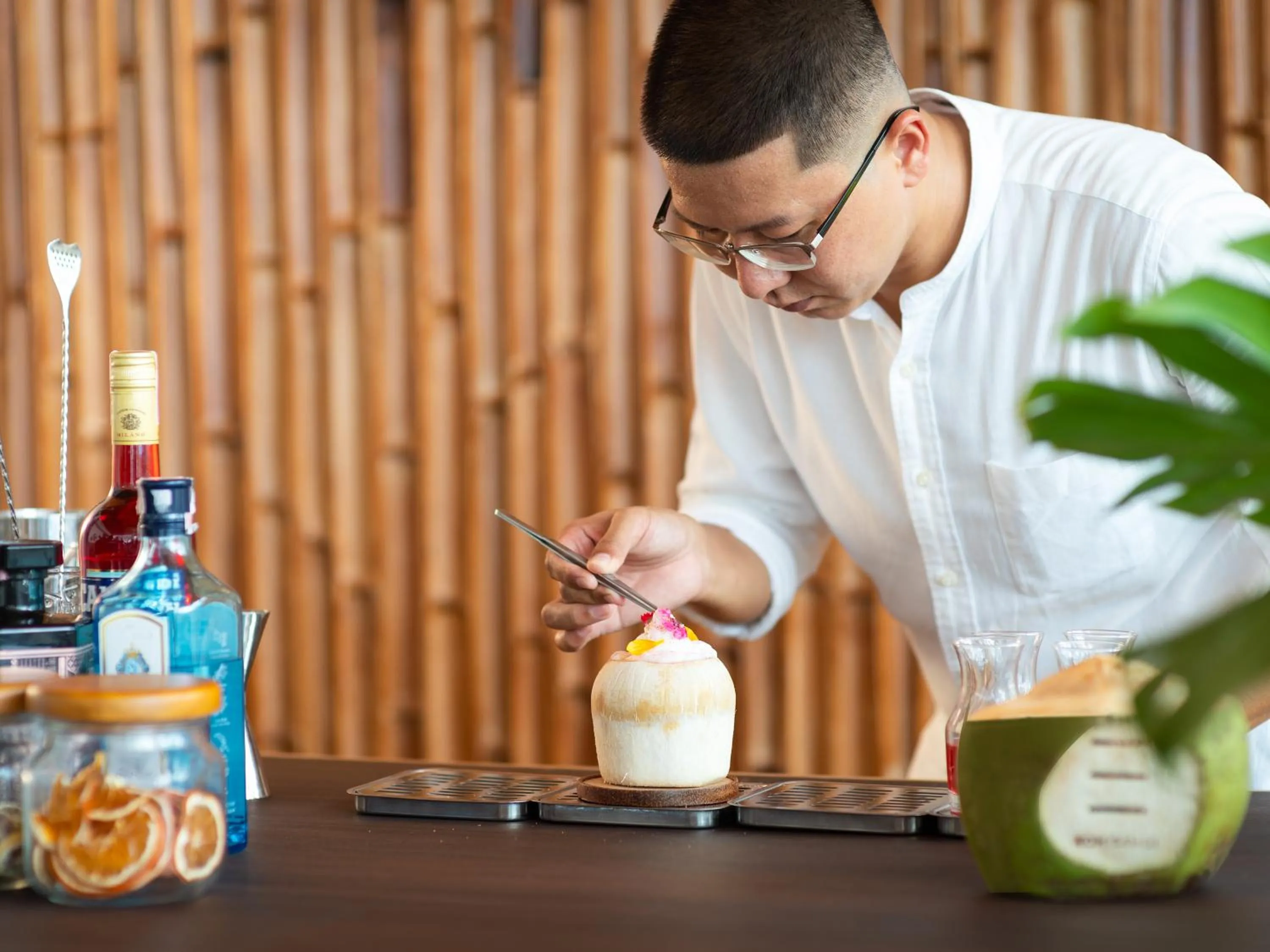 Lounge or bar in Explorar Koh Samui - Adults Only Resort and Spa