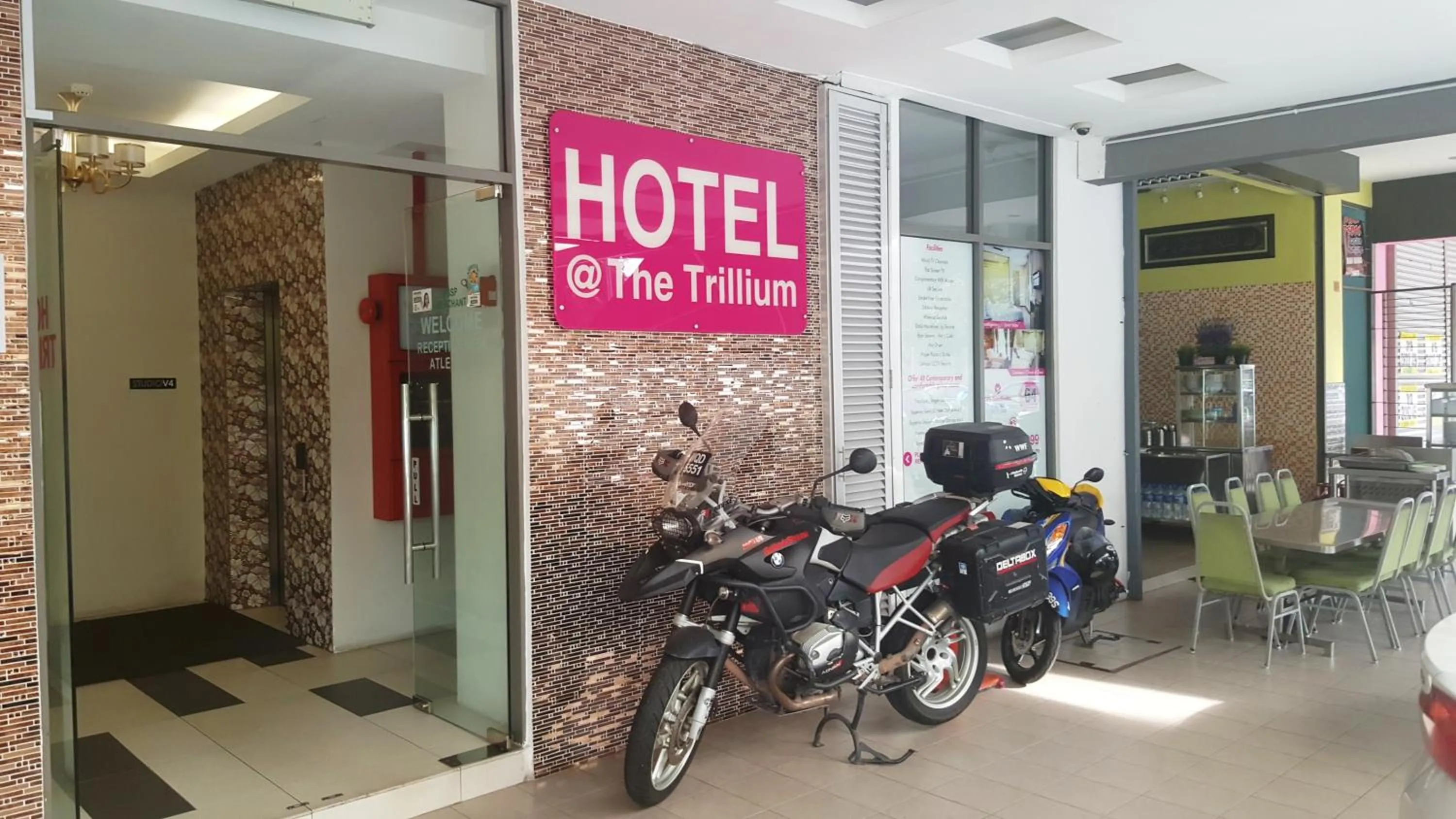 Facade/entrance in Hotel Trillium