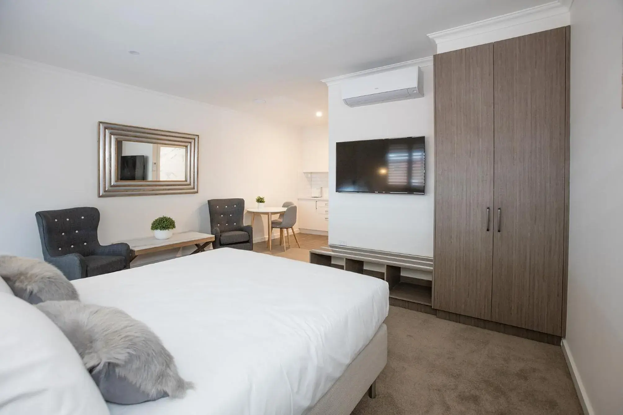 Bed in Newington Apartments Bed in Newington Apartments