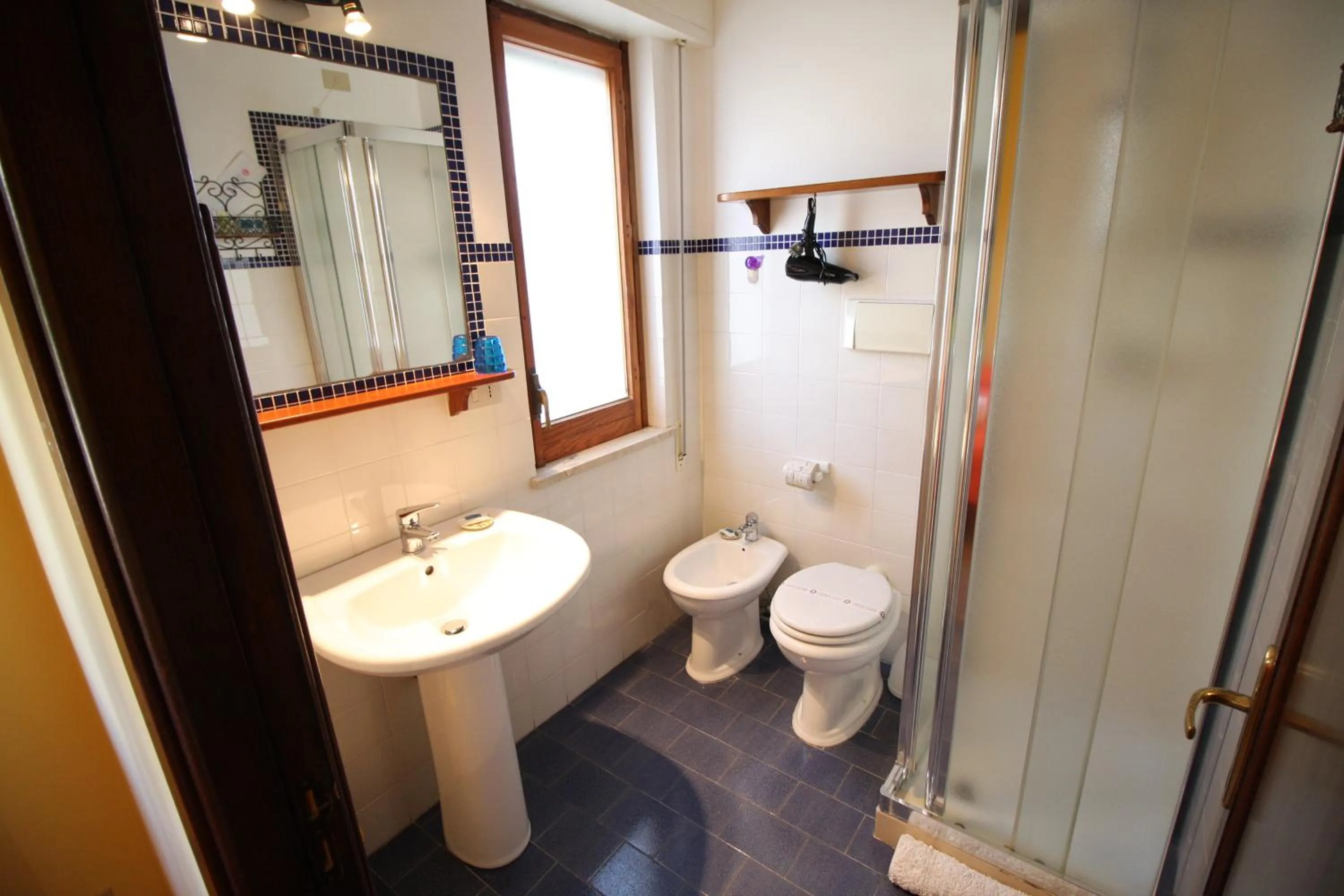 Shower in B&B Villa Rosa