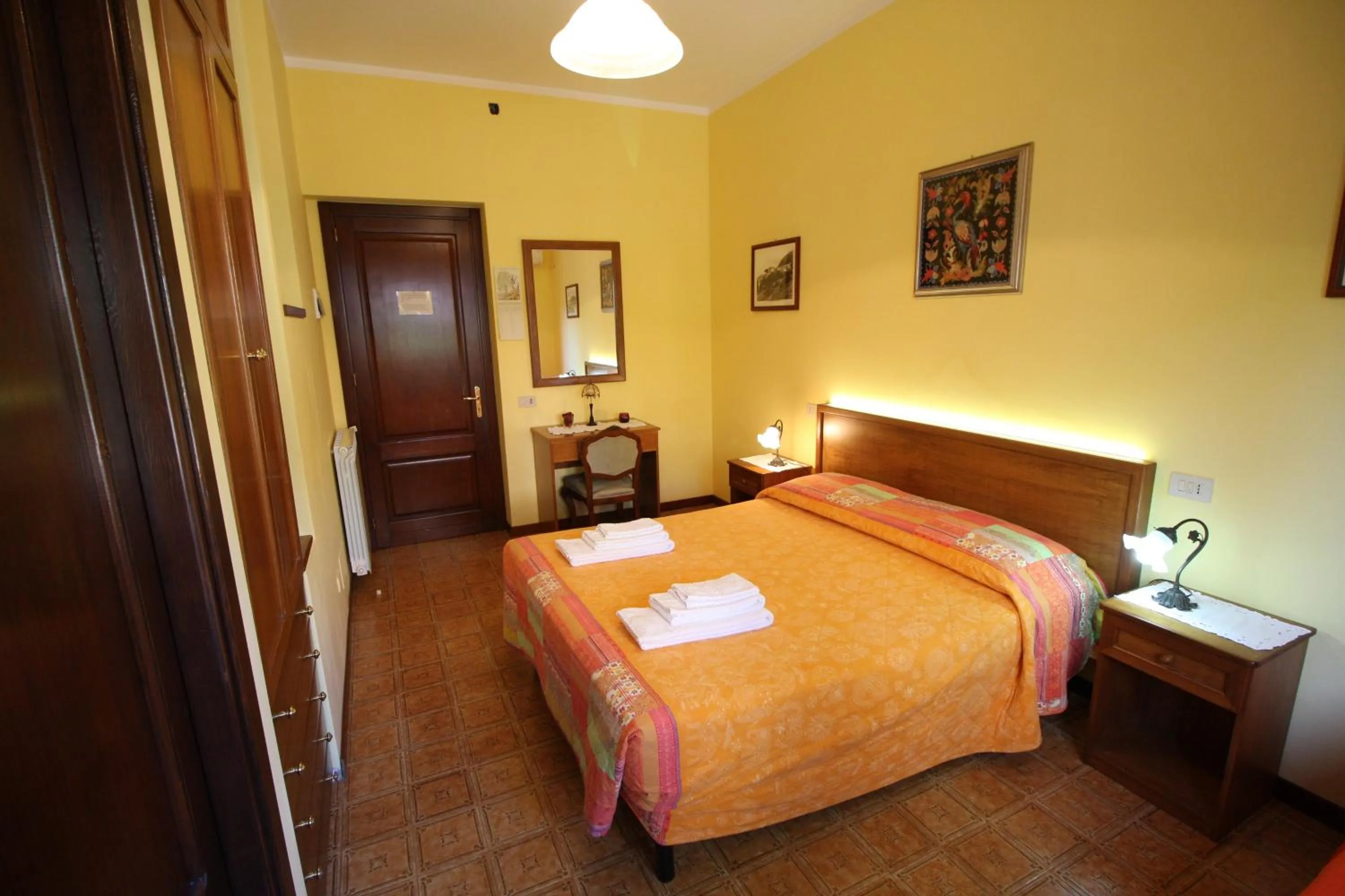 Bed in B&B Villa Rosa