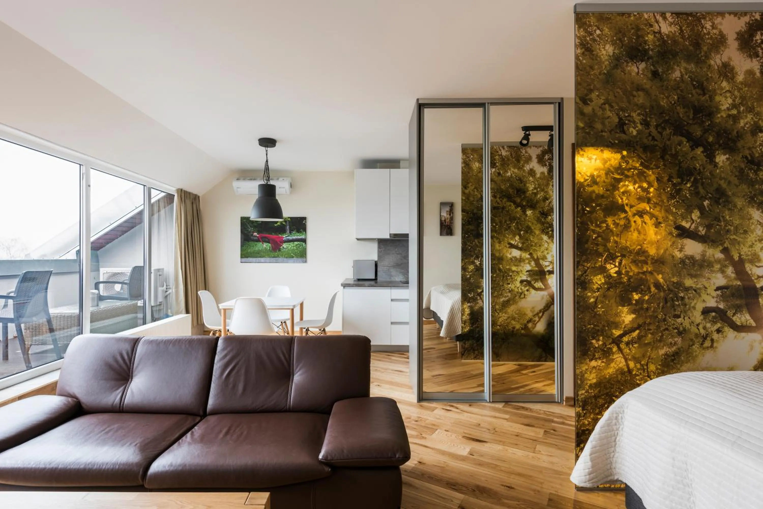 Napoleon Hill Apartment