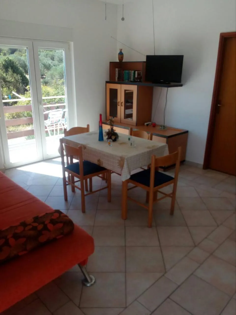Two-Bedroom Apartment with Balcony in Apartments Irena