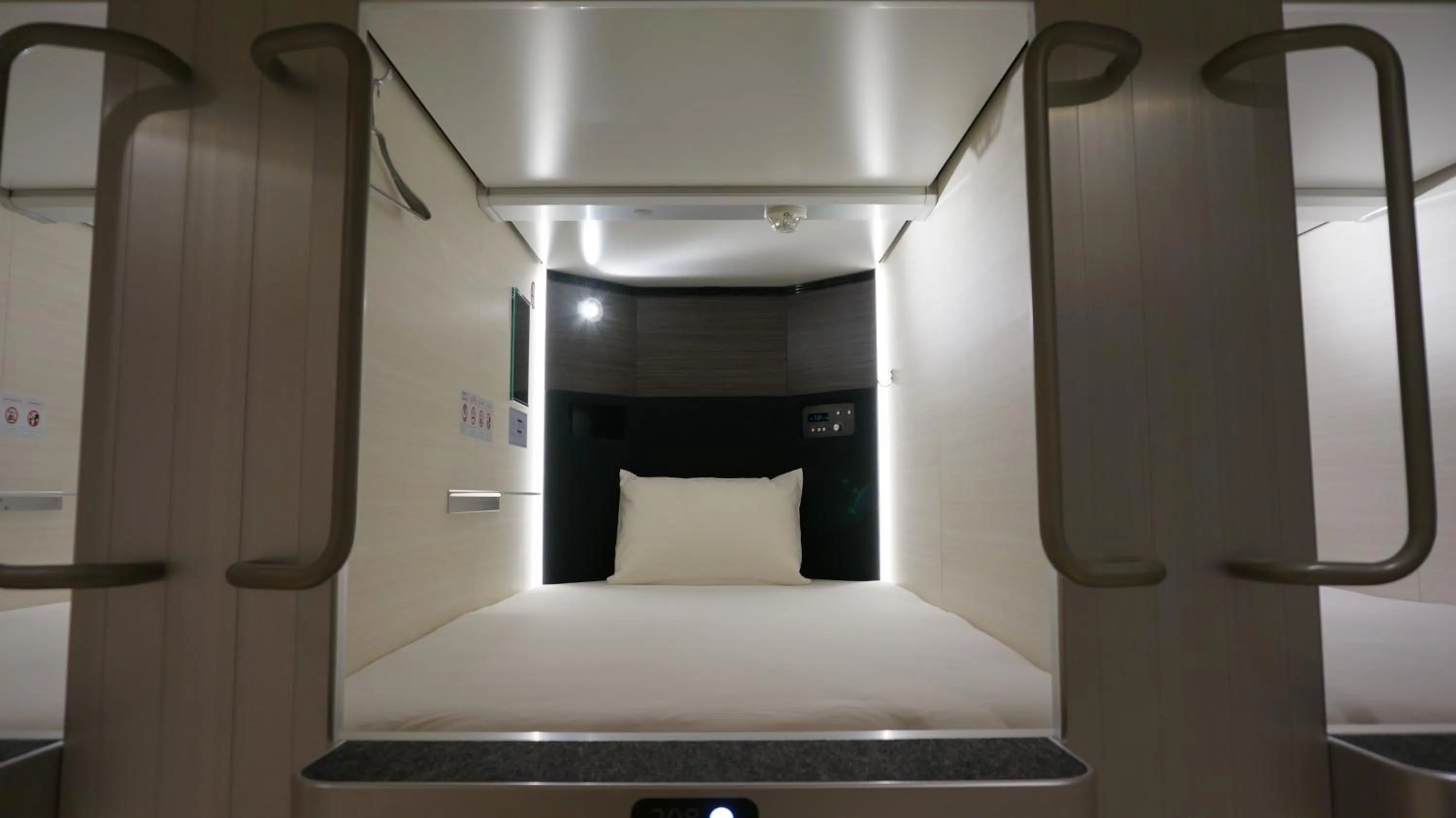 Photo of the whole room in Akihabara Bay Hotel (Female Only)