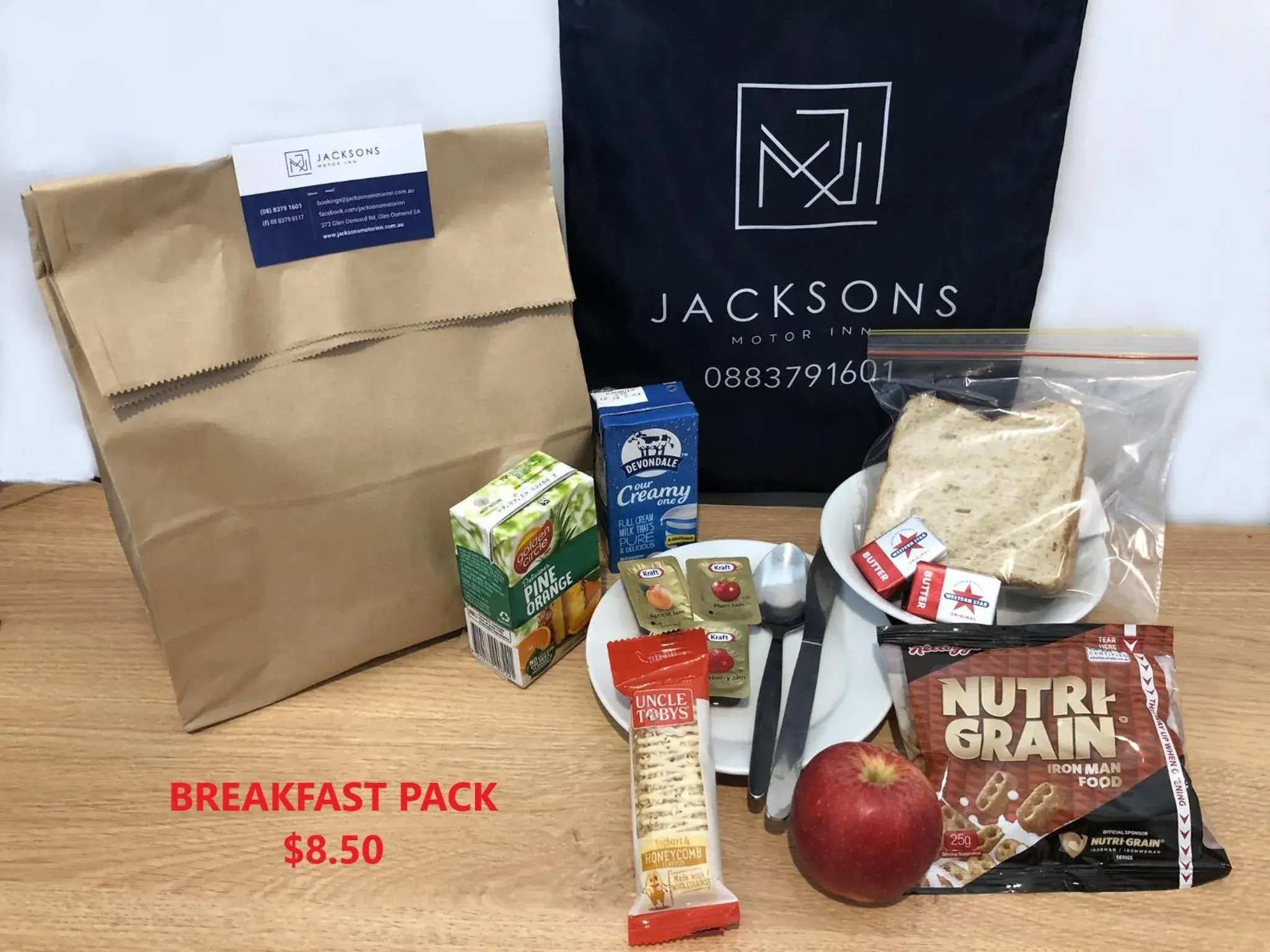 Breakfast in Jacksons Motor Inn Breakfast in Jacksons Motor Inn